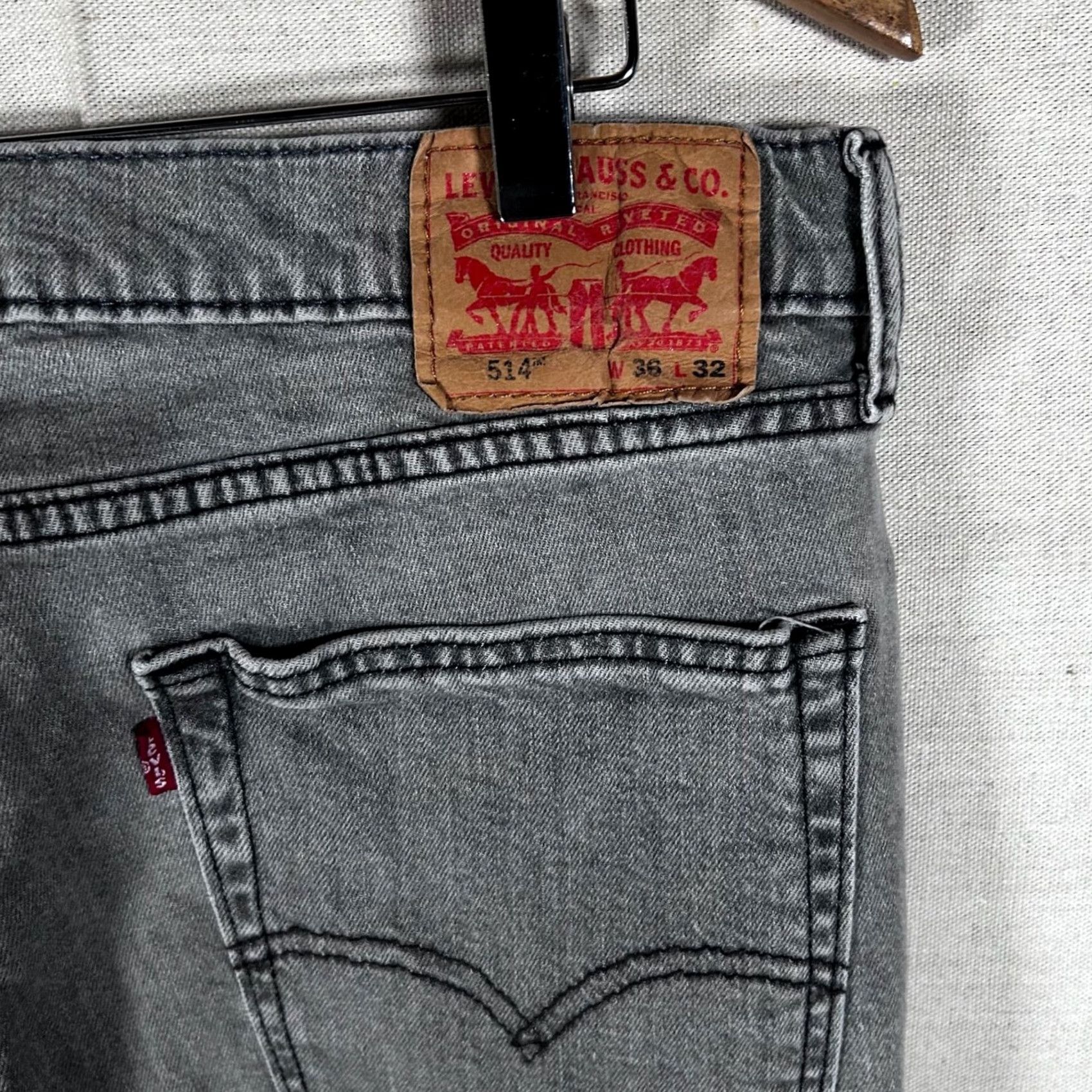 Levi's Levis 514 Mens Grey Straight Fit Denim Jeans 36x32 Grey Wash 00514-1660 Size US 36 / EU 52 - 3 Thumbnail