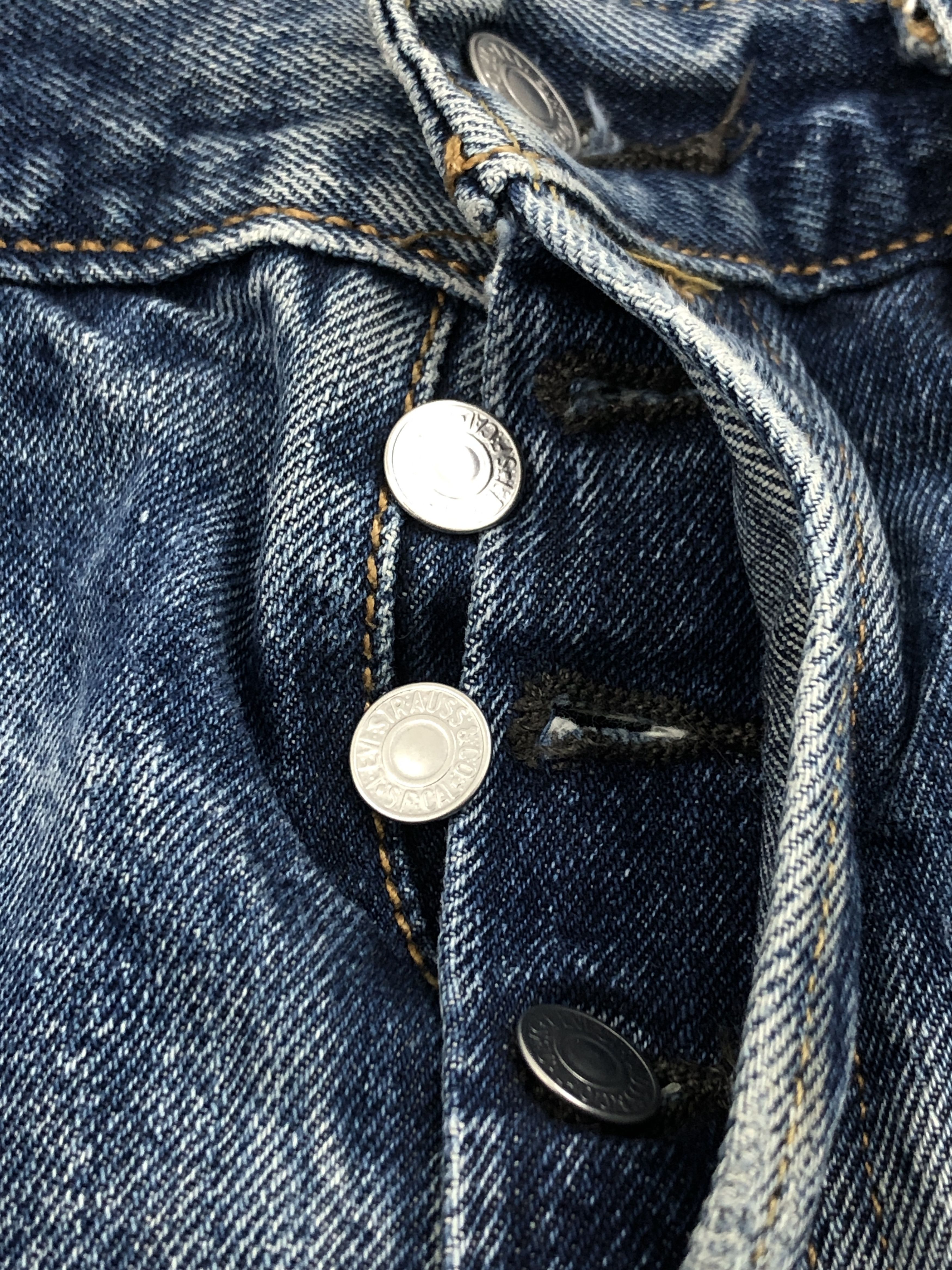Levi's × Vintage Distressed Vintage Levi's 501 Blue Jeans Size US 32 / EU 48 - 13 Thumbnail