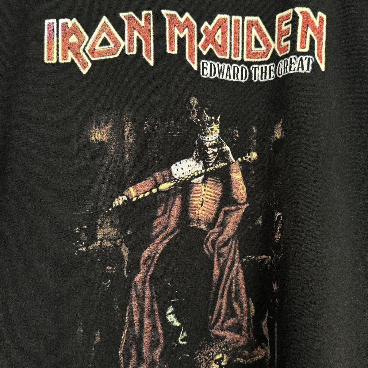 Band Tees Vintage 2002 Iron Maiden Edward The Great Album Euro T Shirt Size US XL / EU 56 / 4 - 3 Thumbnail