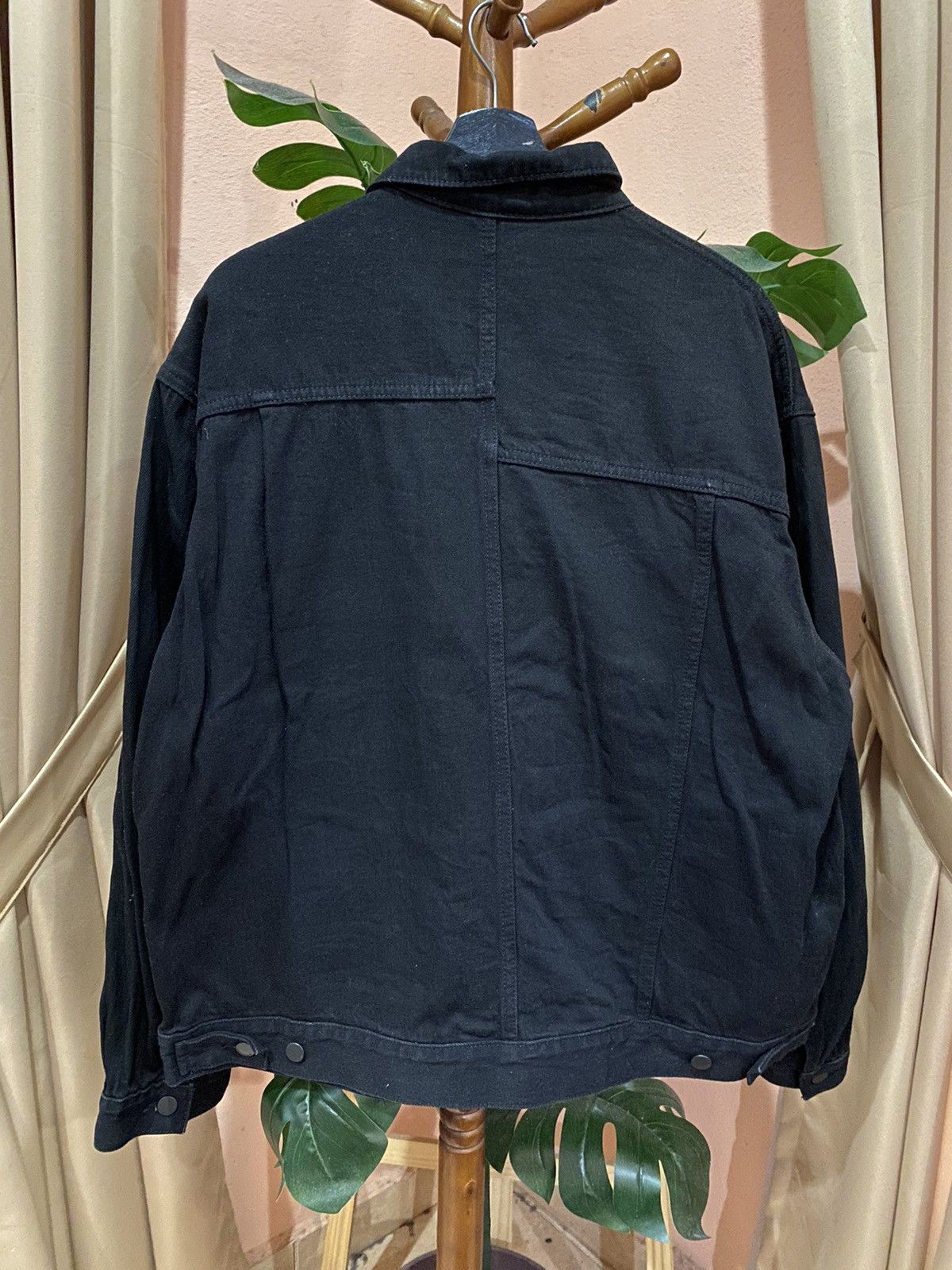 GU × Maison MIHARA YASUHIRO Good Inspiration x Mihara Yasuhiro Black Denim Jacket Size US XL / EU 56 / 4 - 9 Thumbnail