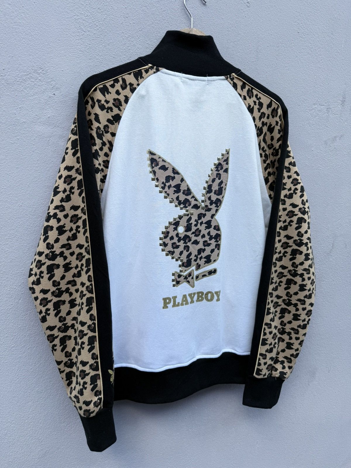 Japanese Brand Vintage PLAYBOY Biglogo Leopard Camo Rare Zipup Jacket Size US M / EU 48-50 / 2 - 11 Thumbnail