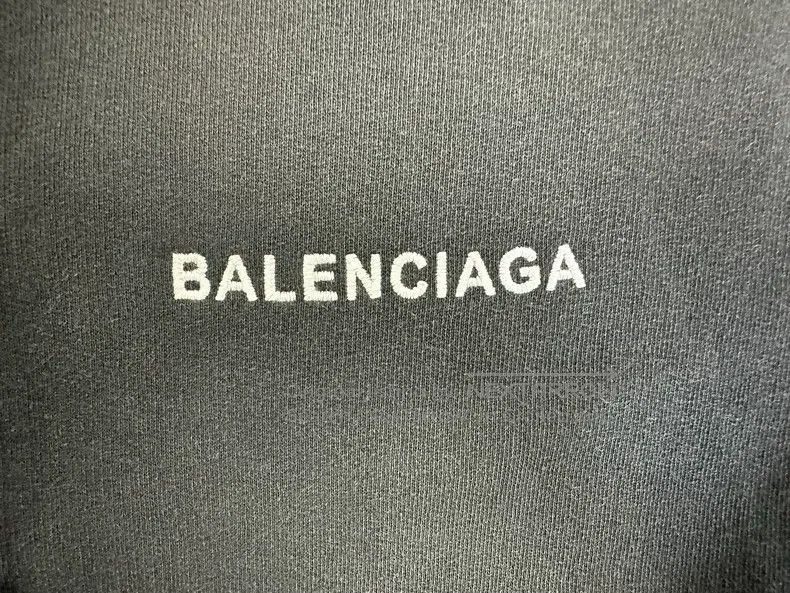 Balenciaga Balenciaga Hooded Patch Zipper Long Sleeve Sweatshirt Size US L / EU 52-54 / 3 - 3 Thumbnail