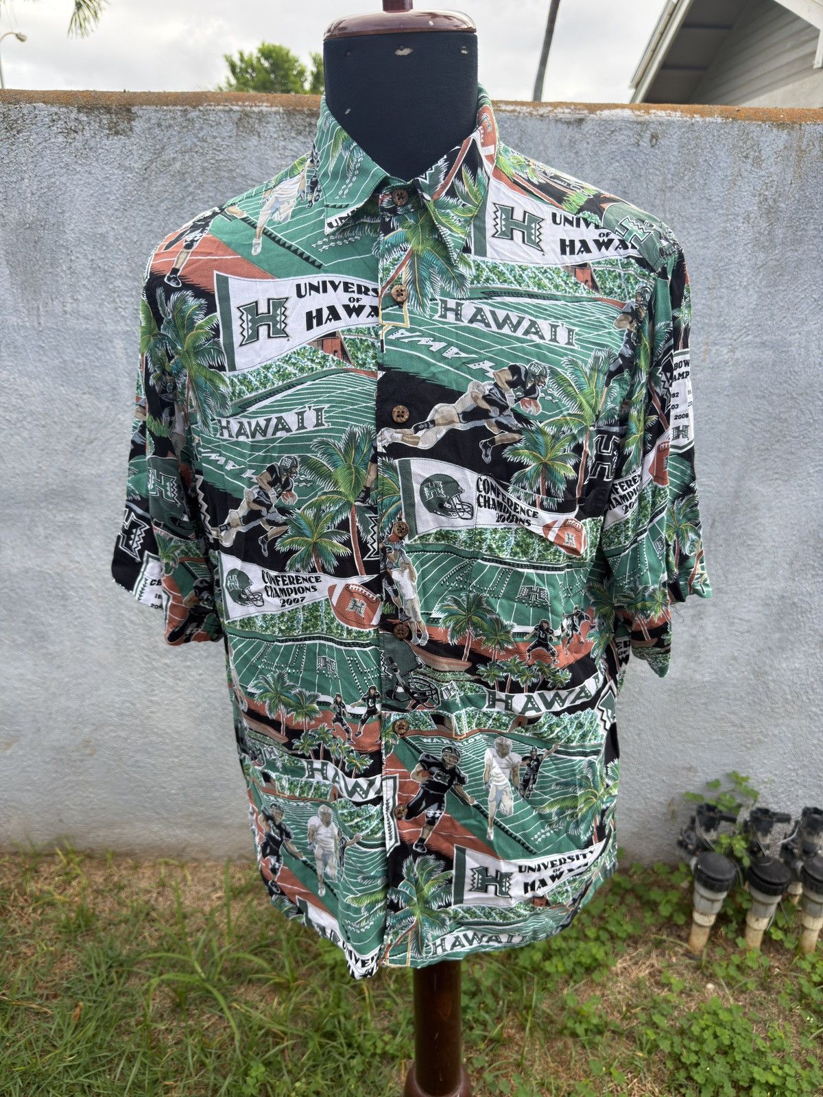 Reyn Spooner Reyn Spooner Men's M Green University of Hawaii Warriors Size US M / EU 48-50 / 2 - 1 Thumbnail