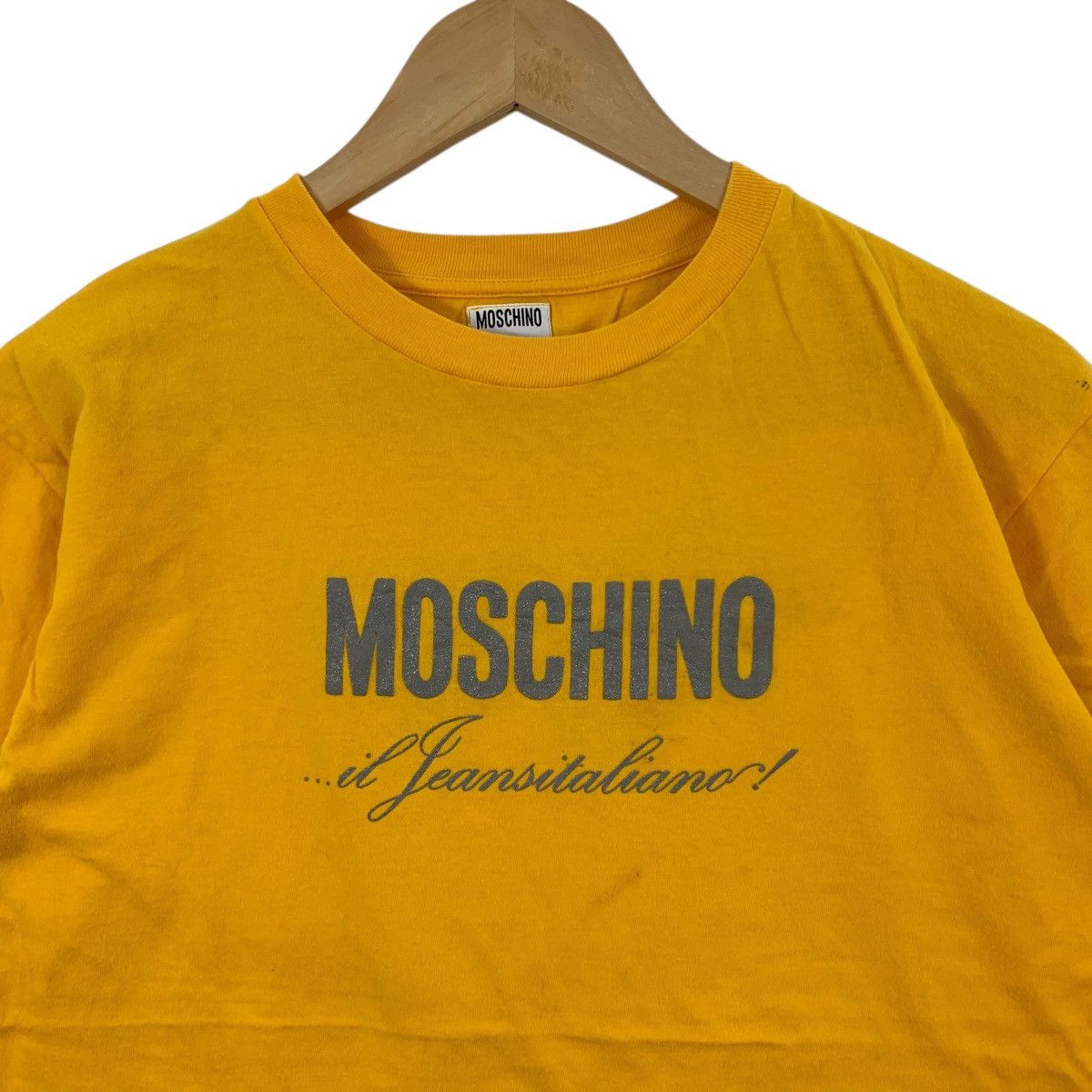 Moschino MOSCHINO il JEANS ITALIANO Italy Front Print Tshirt Size US S / EU 44-46 / 1 - 3 Thumbnail
