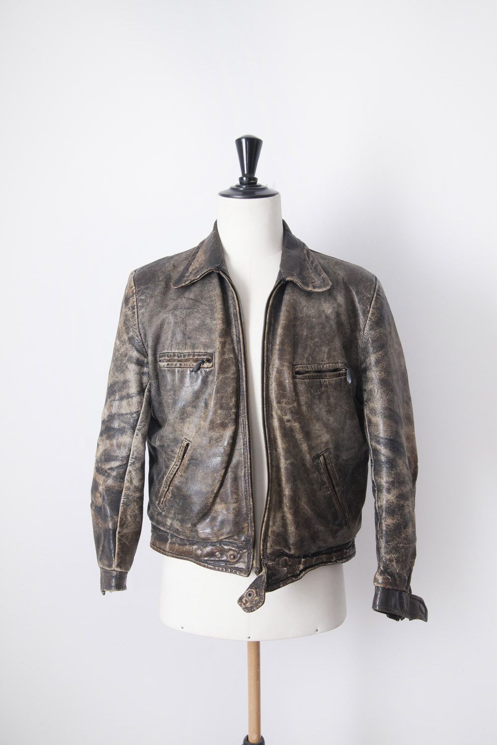 Vintage Vintage 1940's leather biker jacket Size US M / EU 48-50 / 2 - 1 Thumbnail
