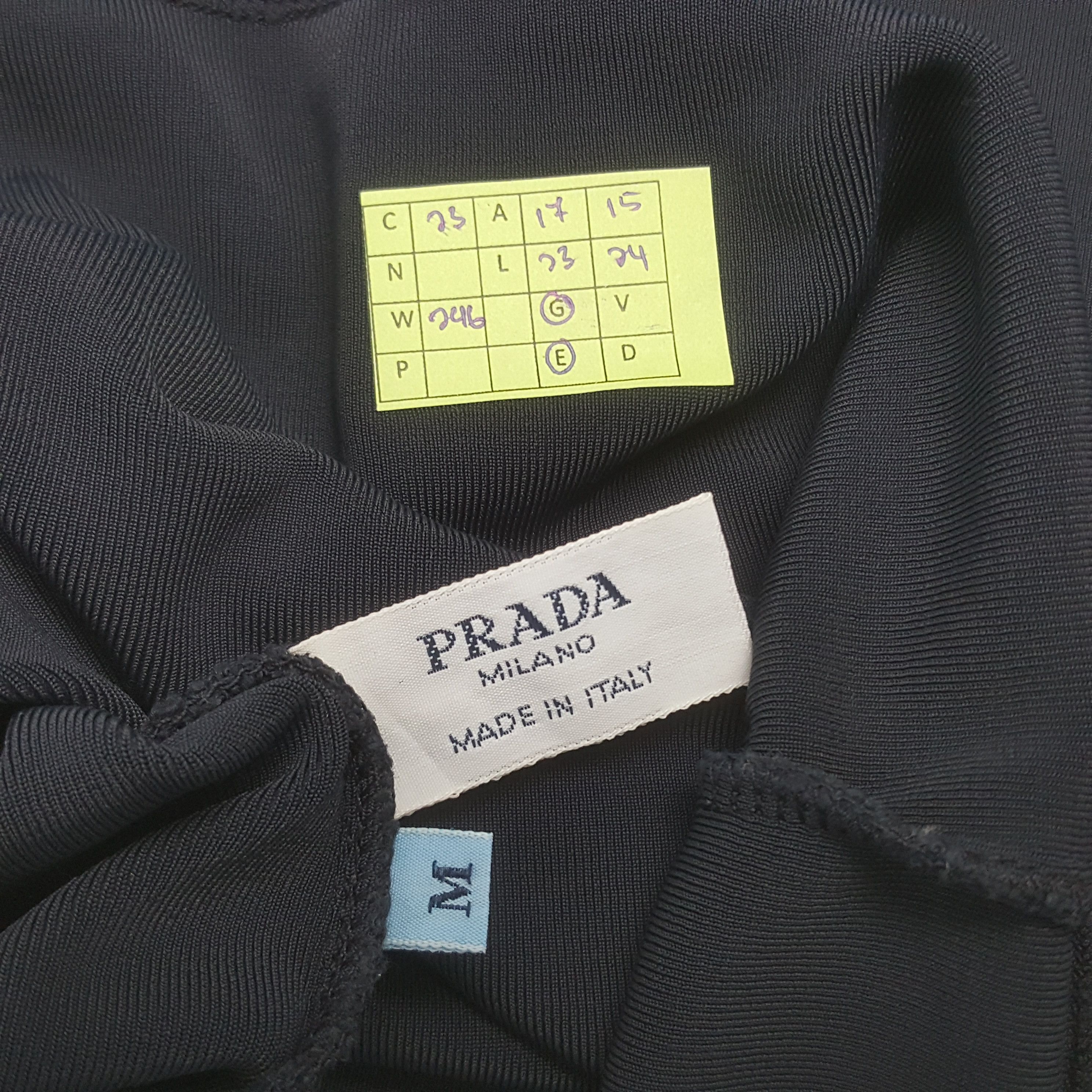 Prada Vintage Prada Designer Brand Plain Tshirt RR23 Size US S / EU 44-46 / 1 - 7 Thumbnail