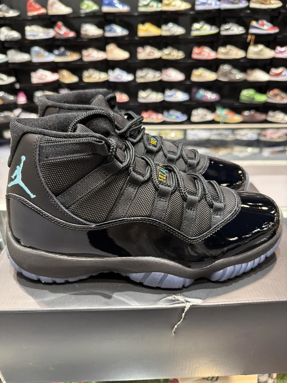 Jordan Brand Air Jordan Retro 11 Gamma Blue Size (9) 2025 CT8012-047 Size US 9 / EU 42 - 9 Thumbnail