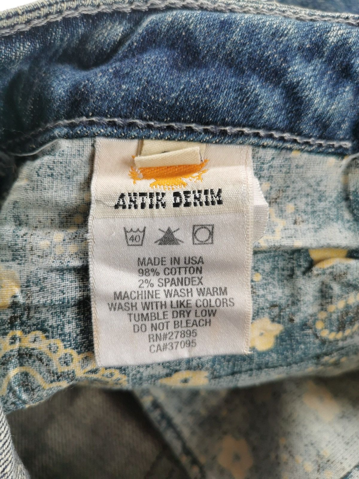 Antik Denim Antik denim flare pants with embroidery back pocket Size 27" / US 4 / IT 40 - 11 Thumbnail