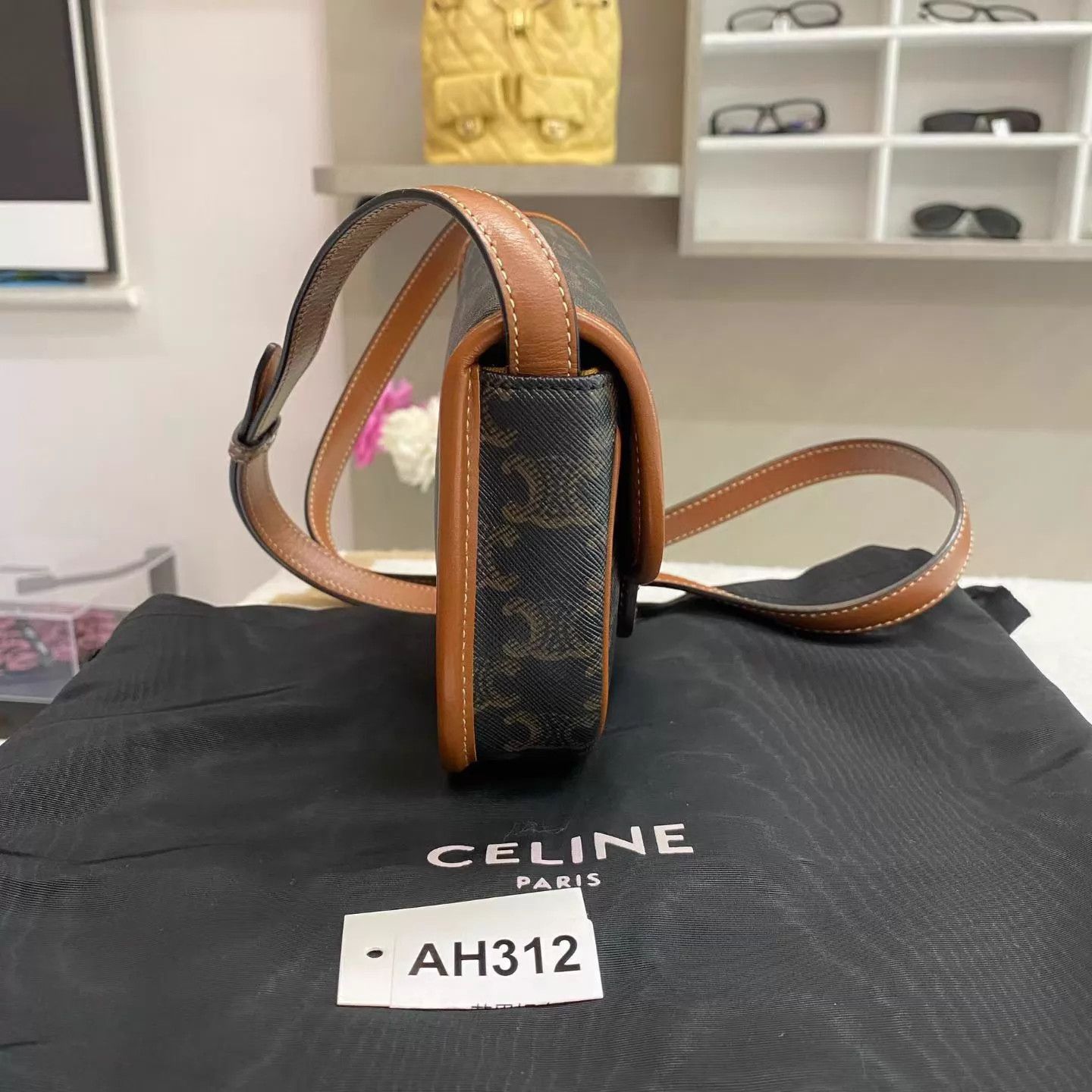 Celine CELINE Besace Triomphe Mini Saddle Bag (Mint, Dust Bag) Size ONE SIZE - 6 Thumbnail