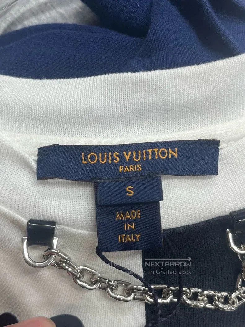Louis Vuitton Louis Vuitton Black Checkerboard Logo Tee. Size US S / EU 44-46 / 1 - 3 Thumbnail