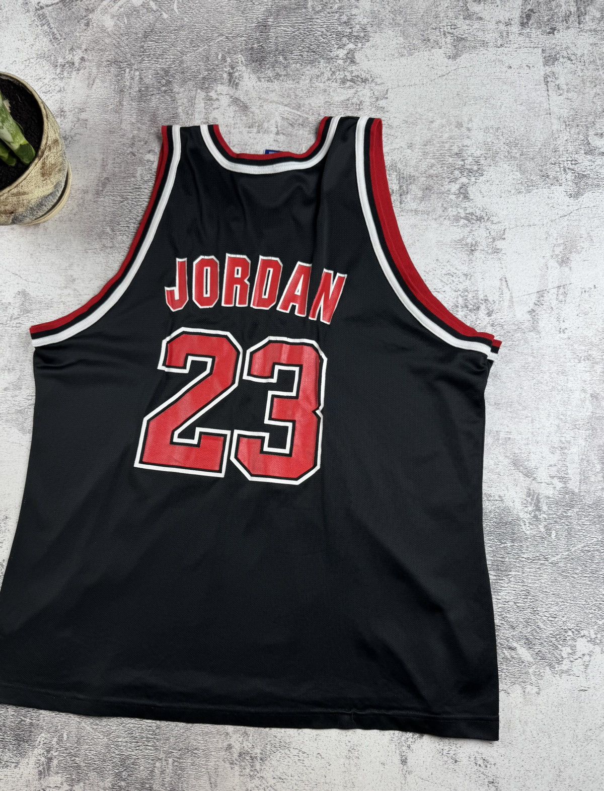 Champion Michael Jordan #23 Chicago Bulls Vintage 90s Champion Black NBA Jersey Size 52 Size US L / EU 52-54 / 3 - 4 Thumbnail