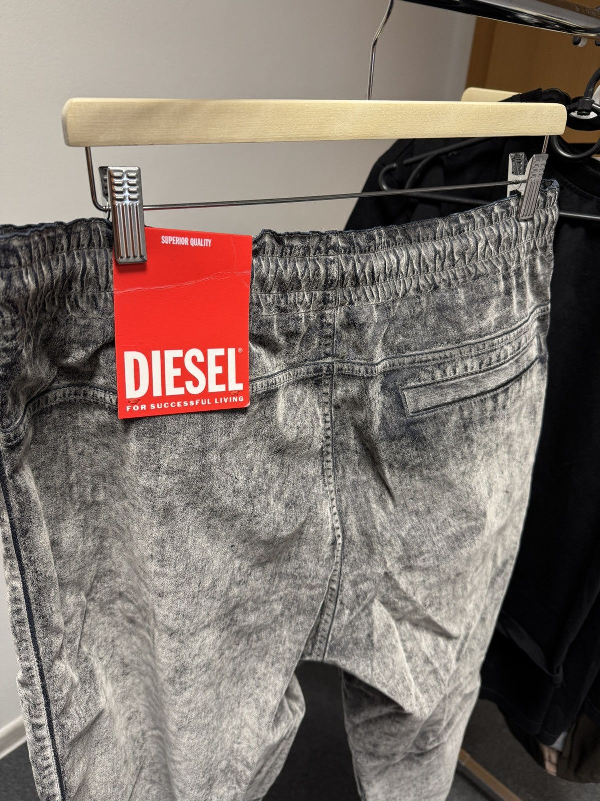 Diesel Straight D-Martians Track Denim 068cf