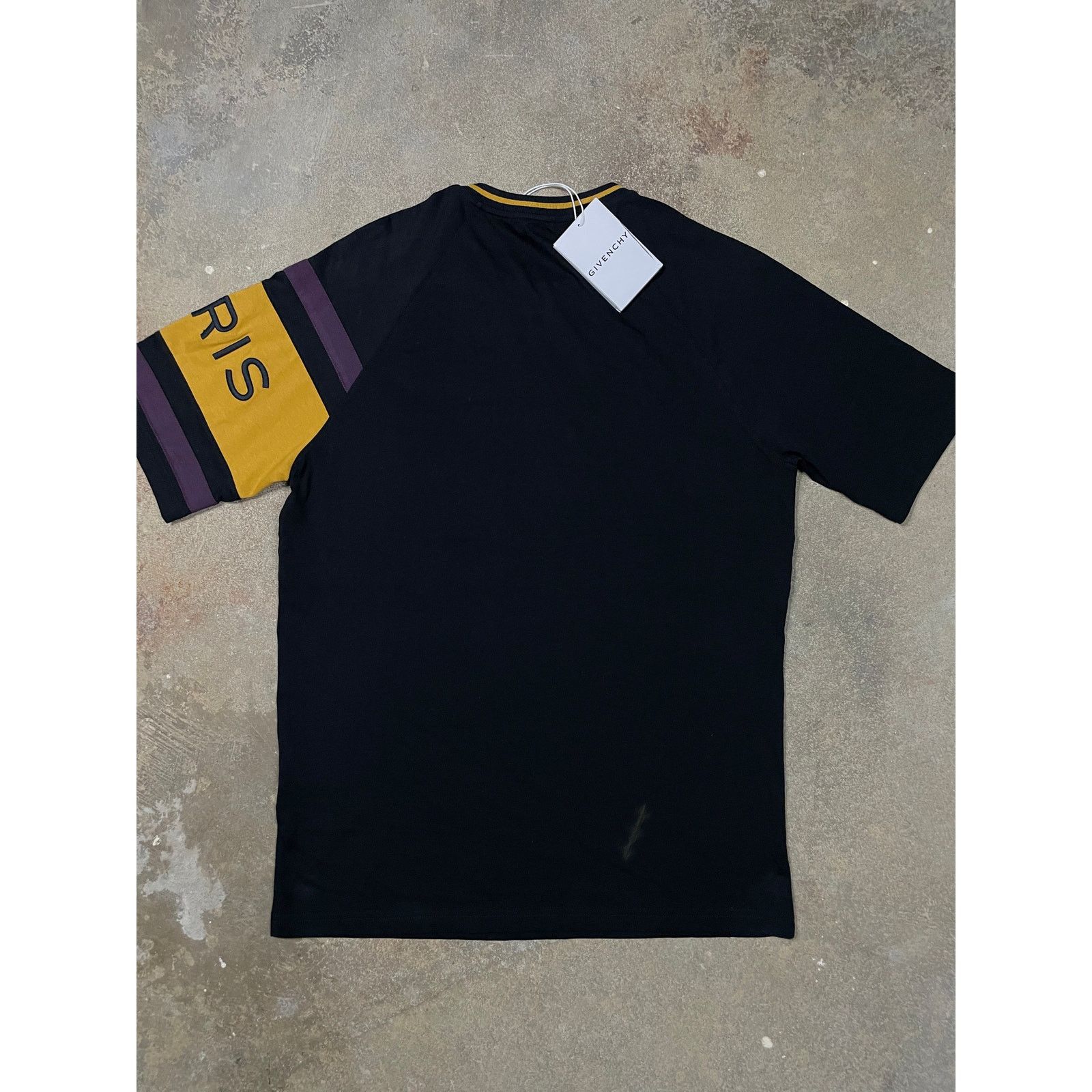 Givenchy Givenchy Chest Logo Tee Black Multi Small New With Tags Size US S / EU 44-46 / 1 - 2 Thumbnail