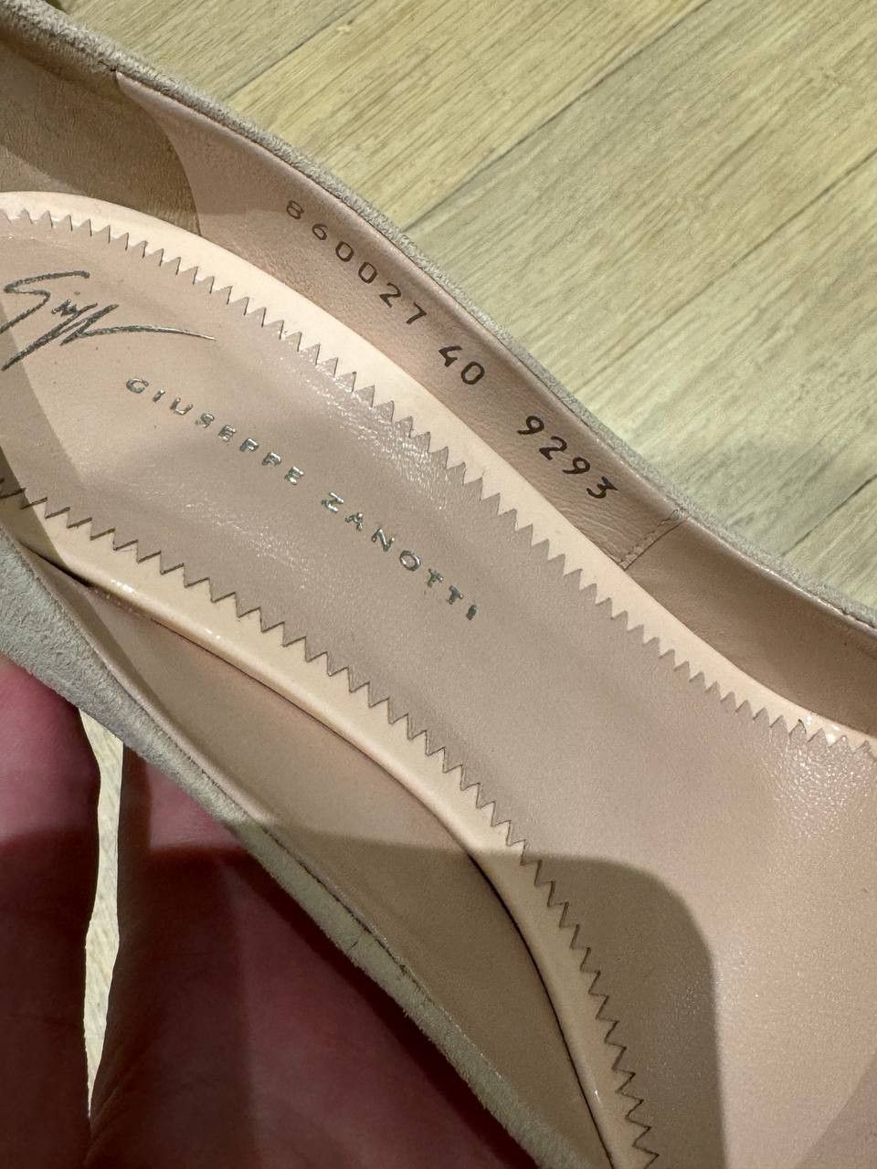 Giuseppe Zanotti Giuseppe Zanotti Beige Suede Heels Size US 9 / IT 39 - 8 Thumbnail