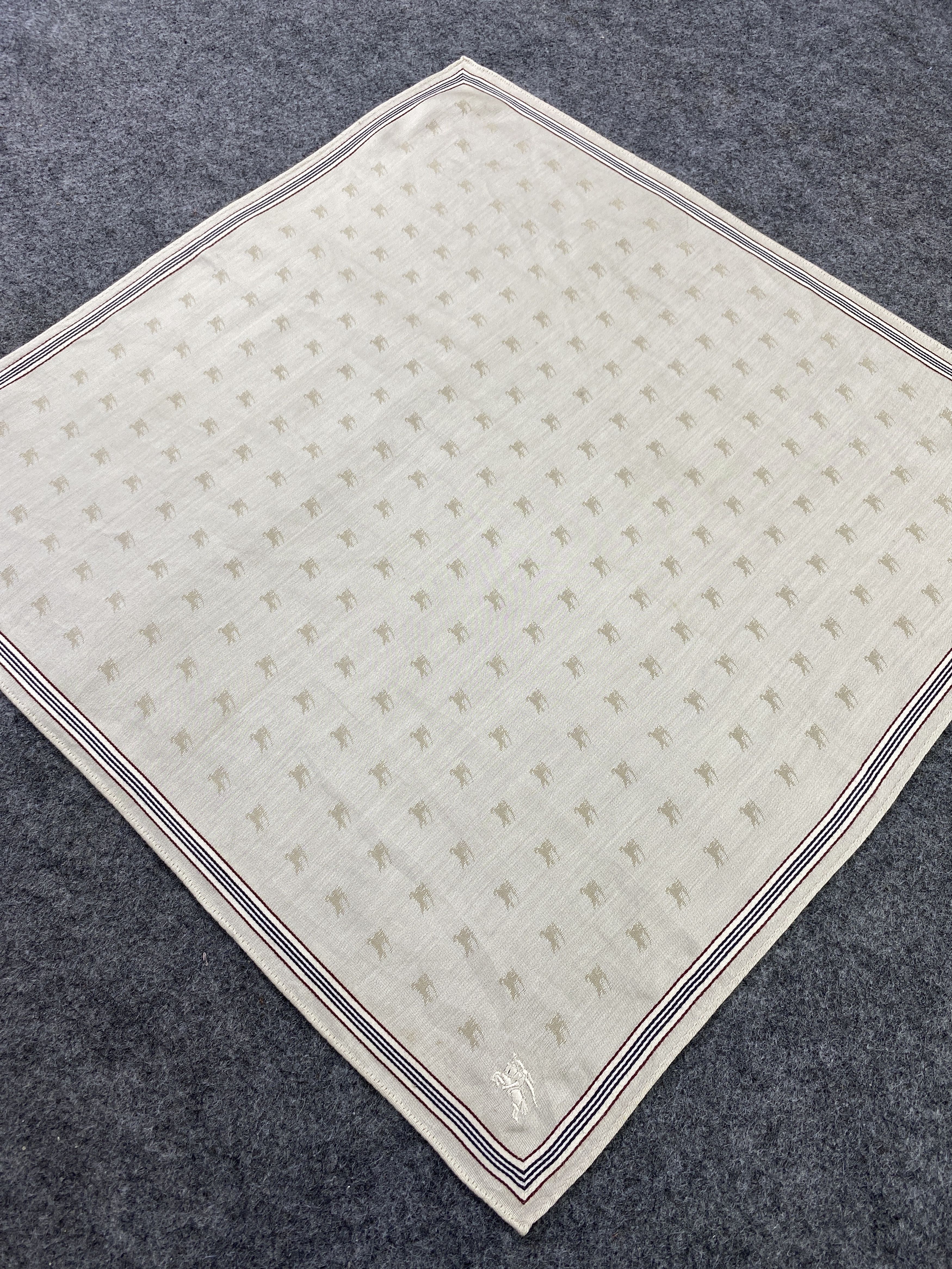Burberry Burberry Handkerchief / Bandana / Neckerchief-B295 Size ONE SIZE - 4 Thumbnail