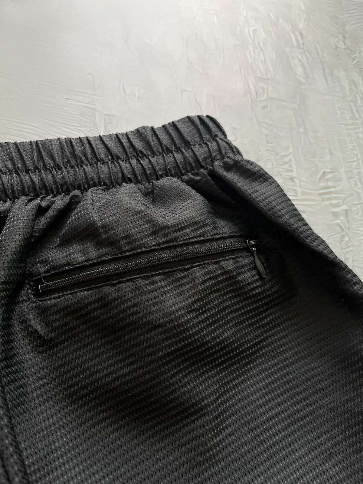 Nike Nike Y2K Streetwear Vintage Shorts Rare Black Size US 32 / EU 48 - 4 Thumbnail