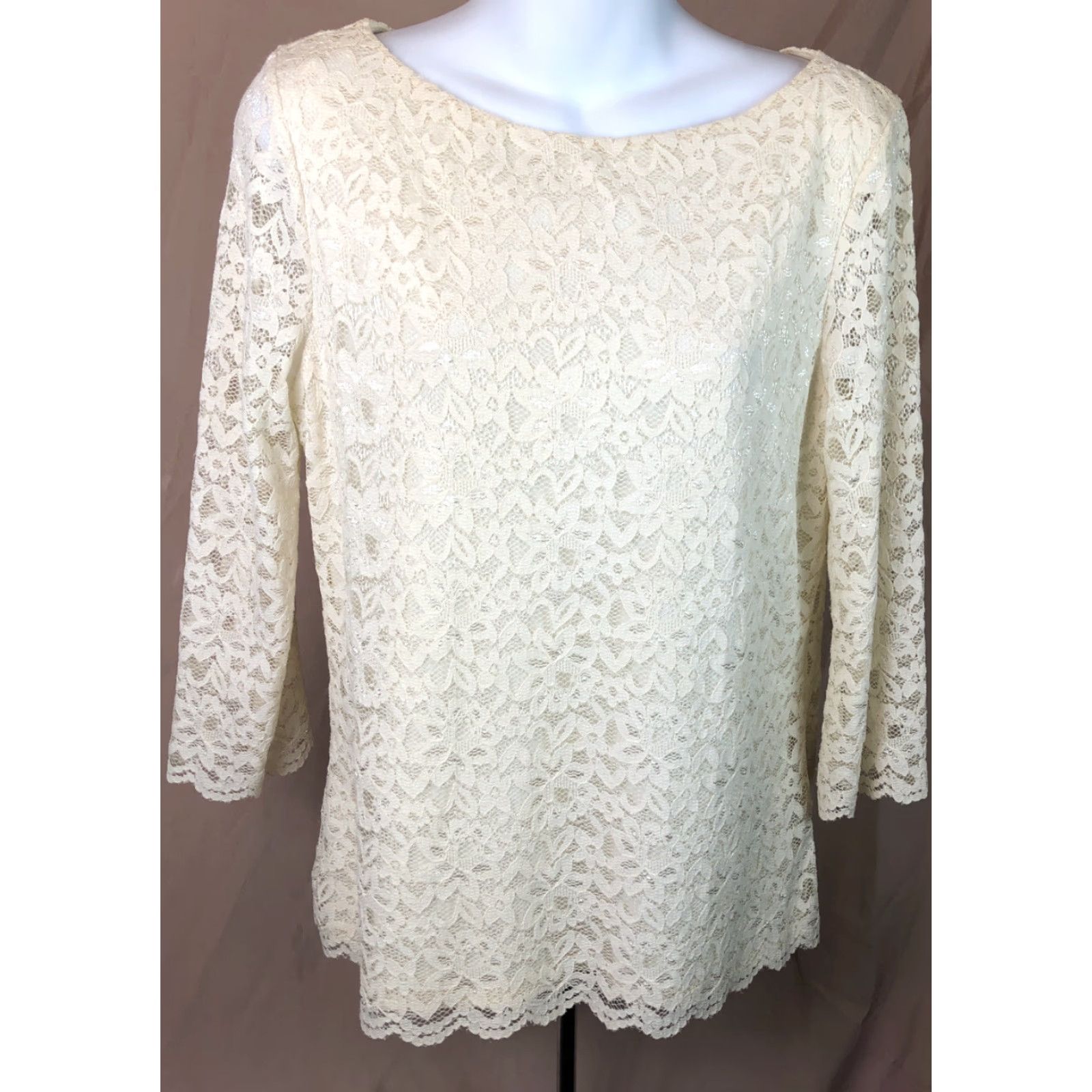 Charter Club VINTAGE Charter Club Lace Top Blouse M Ivory 3/4 Sleeves Boat Neck Floral Structure 90s Fairy Dainty Womens Size M / US 6-8 / IT 42-44 - 2 Thumbnail