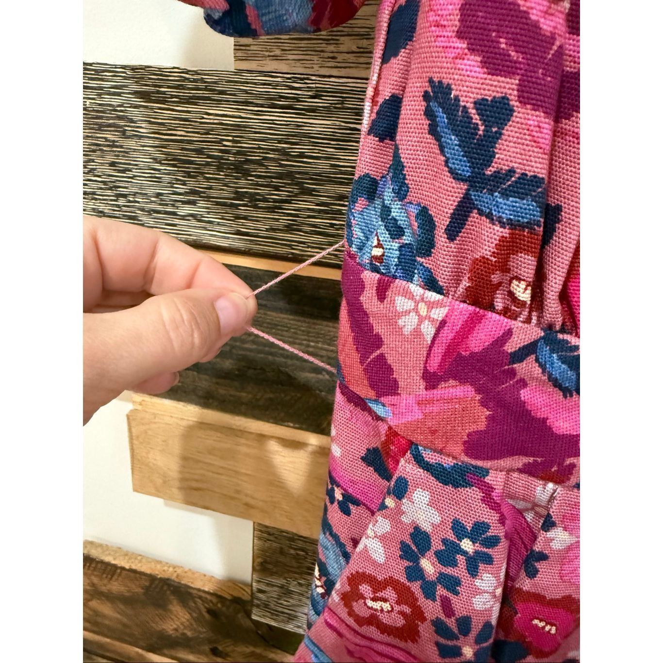 Farm Rio Farm Rio NWT no belt floral jumpsuit sz S Size US 26 / EU 42 - 5 Thumbnail