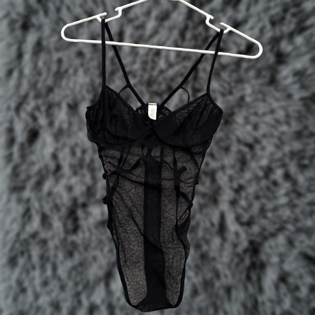 Vintage Shirley of Hollywood Bodysuit M Women Black V-Neck Sheer Strappy Lingerie Coquette Y2K Style Size M / US 6-8 / IT 42-44 - 1 Thumbnail