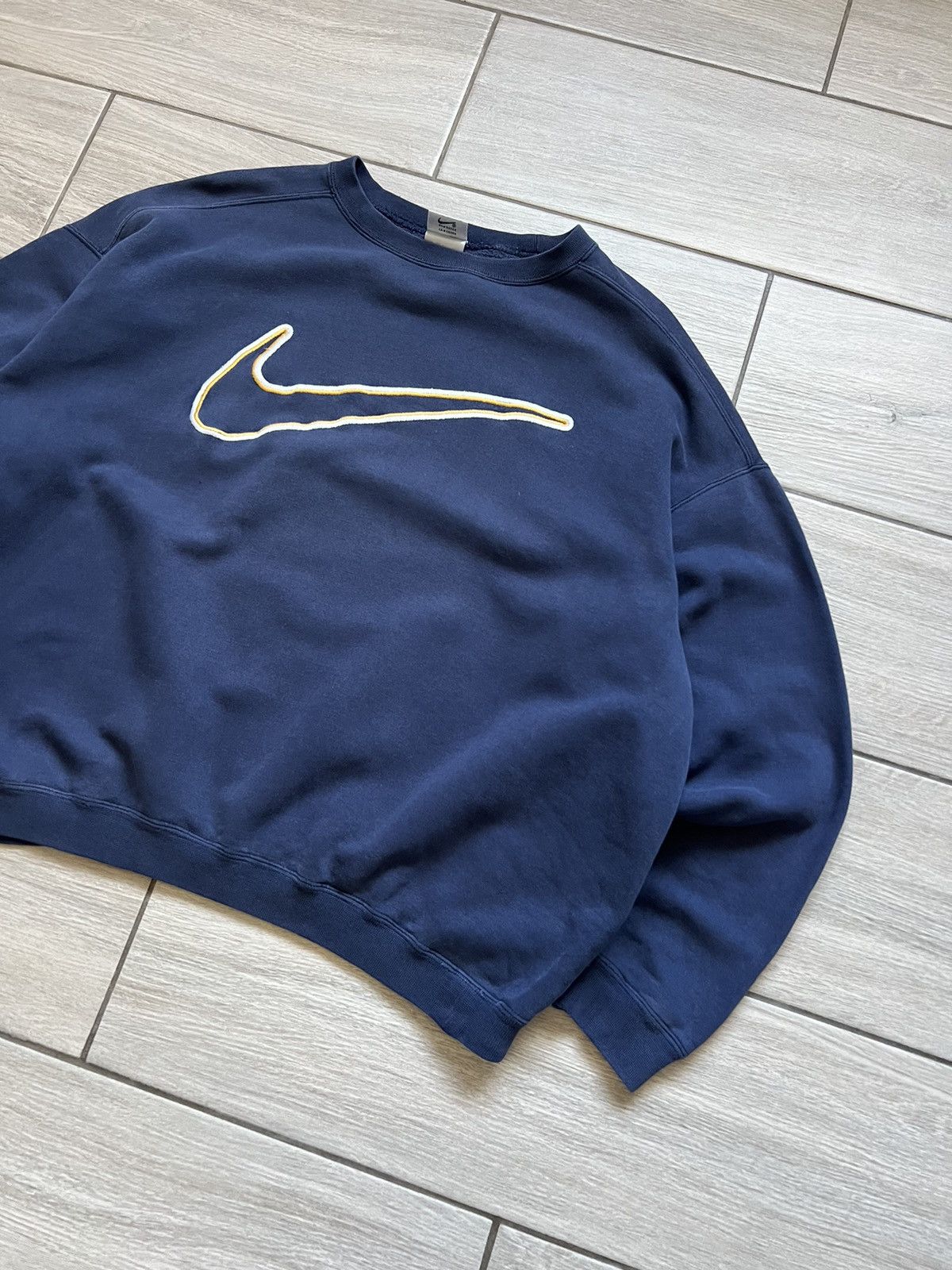 Nike NIKE VINTAGE BIG LOGO GREY CRAZY FADED BAGGY SWEATSHIRT 90’S Size US L / EU 52-54 / 3 - 3 Thumbnail