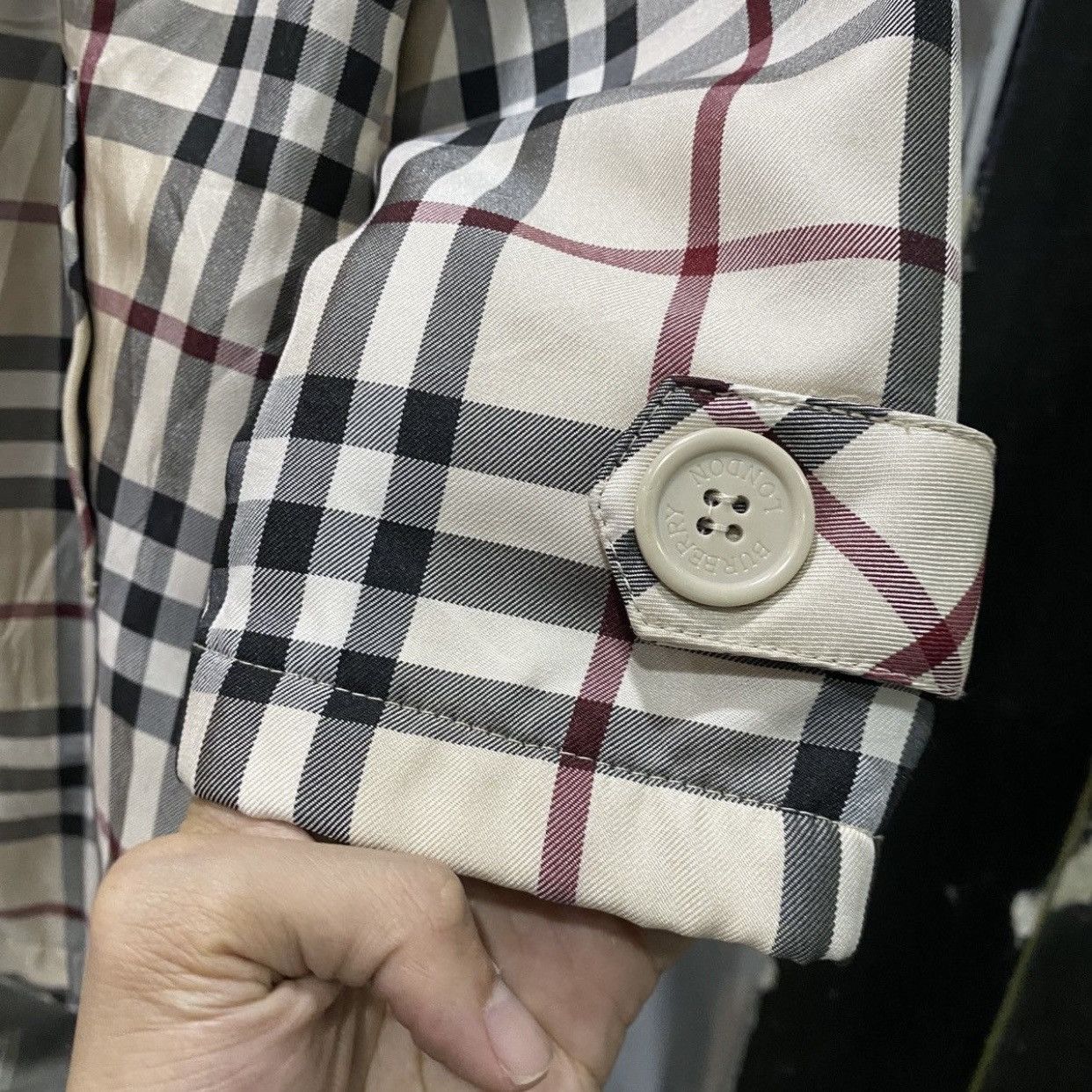 Burberry Vintage Burberry Nova Check DoubleBreasted Short Coat Jacket Size L / US 10 / IT 46 - 7 Thumbnail
