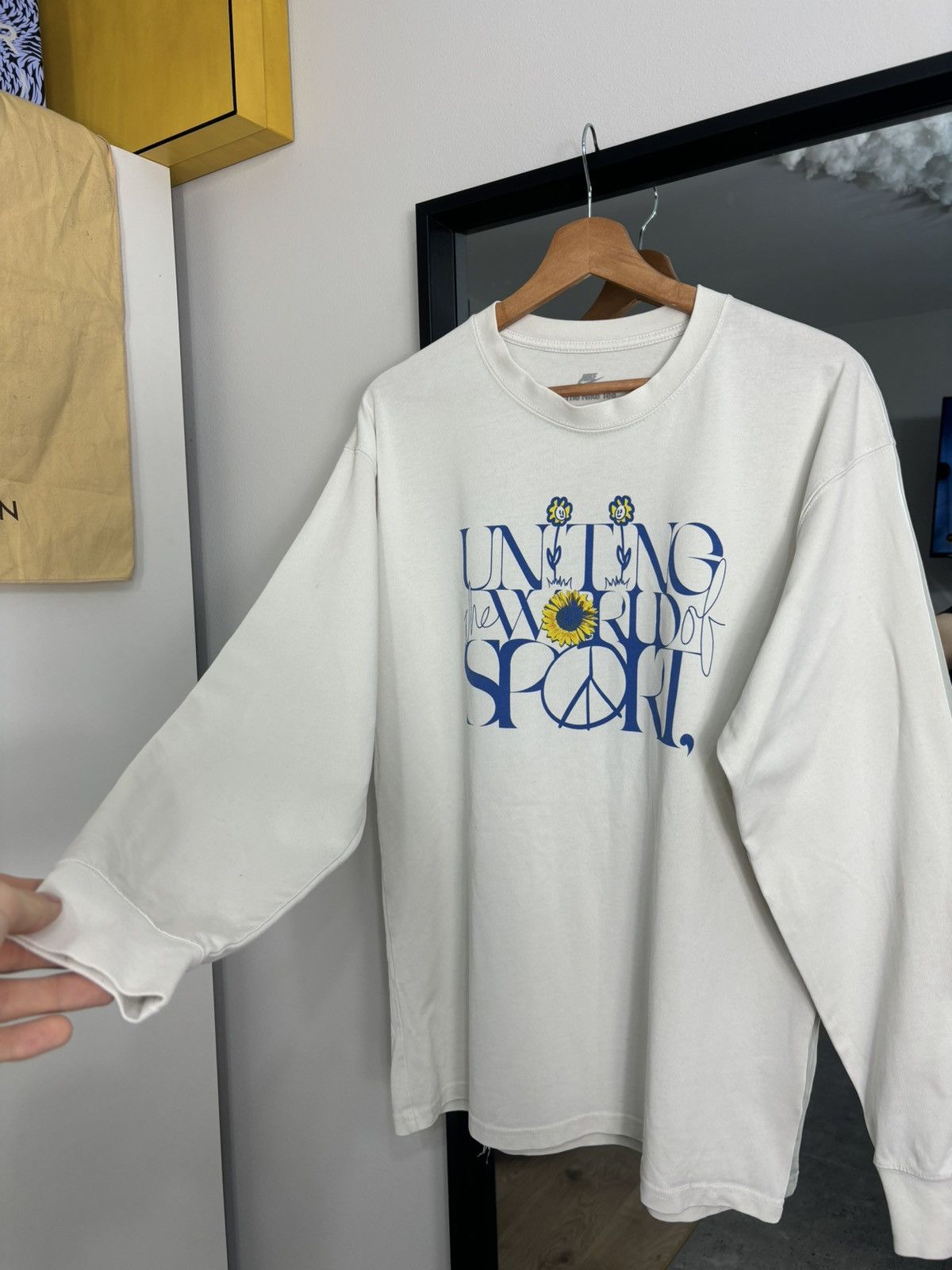 Nike × Vintage RARE Crazy Boxy Longsleeve Sweatshirt Nike Graphic Hip Hop Size US L / EU 52-54 / 3 - 2 Thumbnail