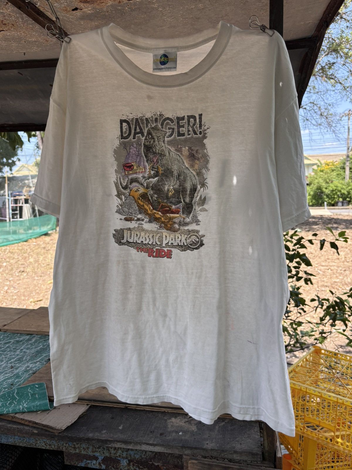 Vintage Vintage Jurassic Park early 00’s tee Size US XL / EU 56 / 4 - 1 Thumbnail