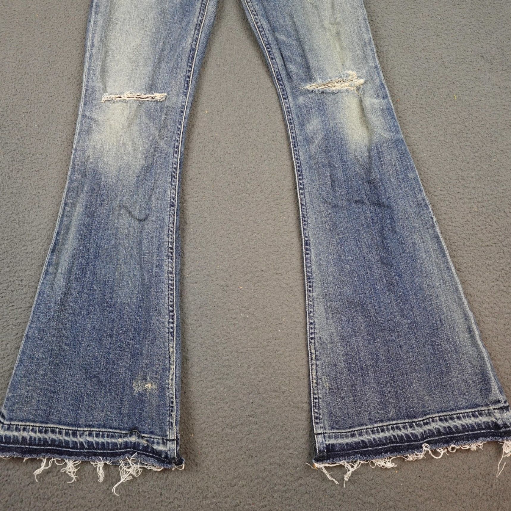 Citizens Of Humanity VINTAGE Citizens of Humanity Jeans Womens 27 Blue Distressed Flare USA 1547-357 Size 27" / US 4 / IT 40 - 2 Thumbnail