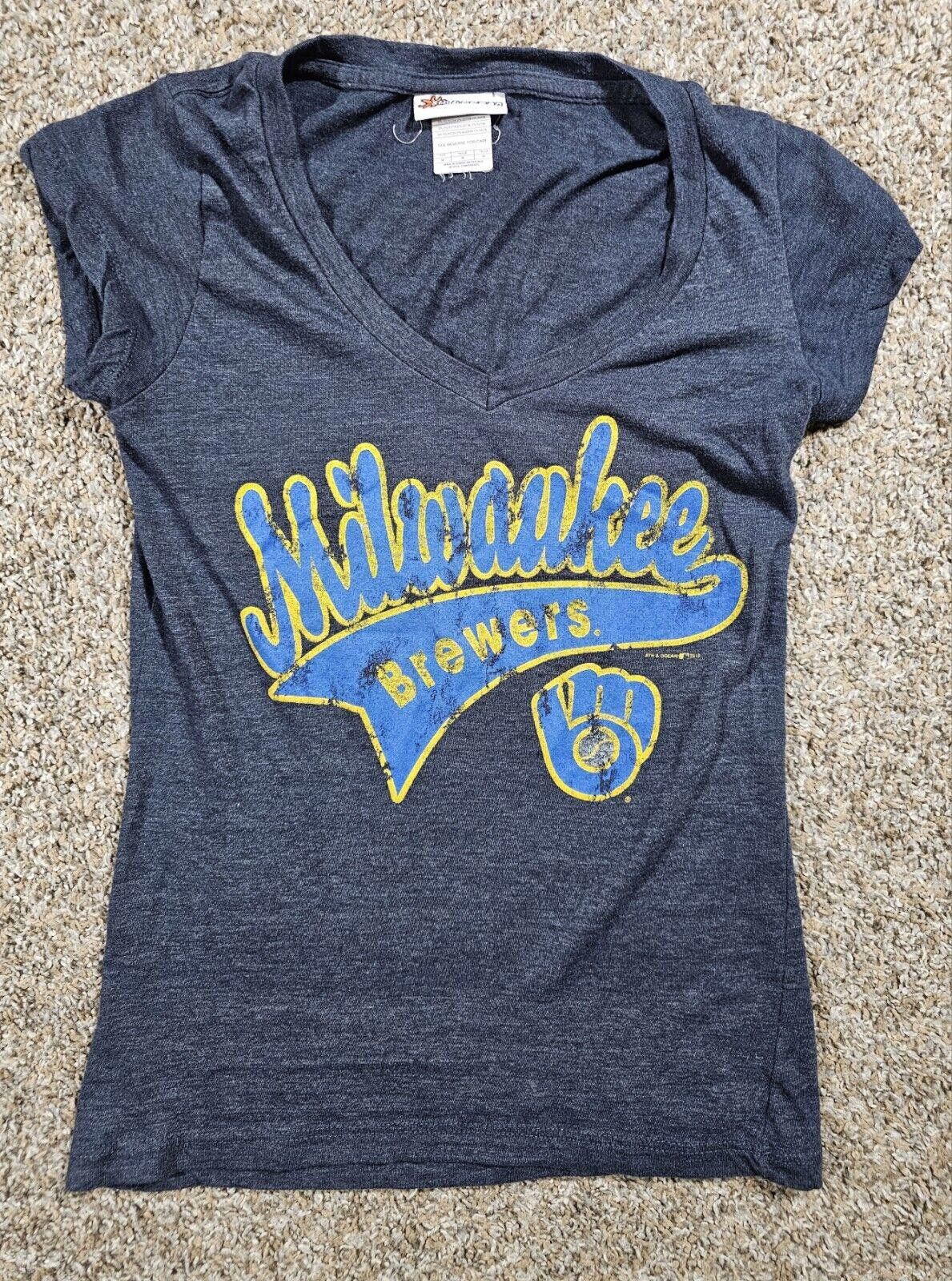 Designer 5th & Ocean Womens T shirt Blue Milwaukee Brewers VNeck Sz M Size M / US 6-8 / IT 42-44 - 1 Thumbnail