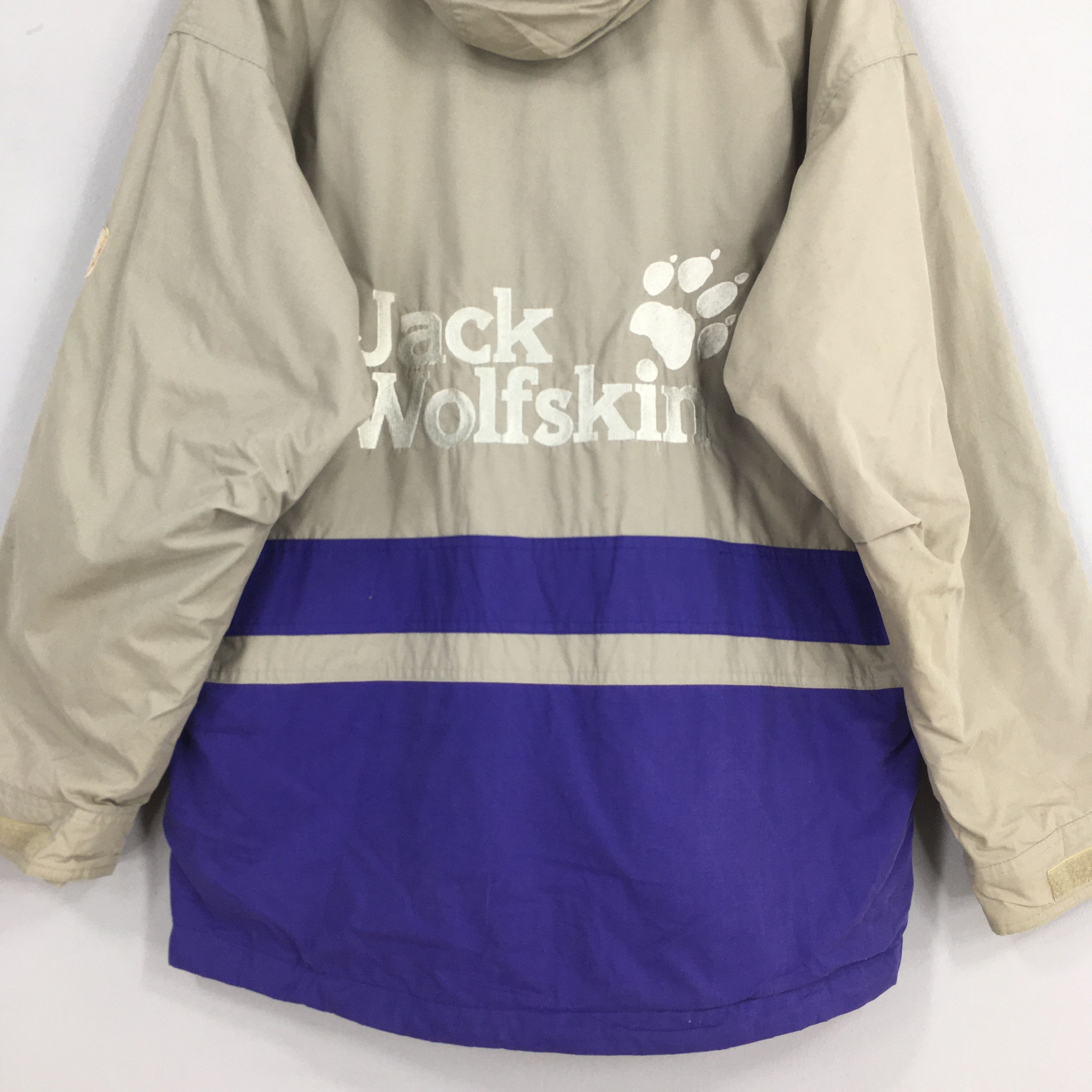 Jack Wolfskin Vintage Jack Wolfskins Hoodie Windbreaker Jacket Large Size US L / EU 52-54 / 3 - 11 Thumbnail