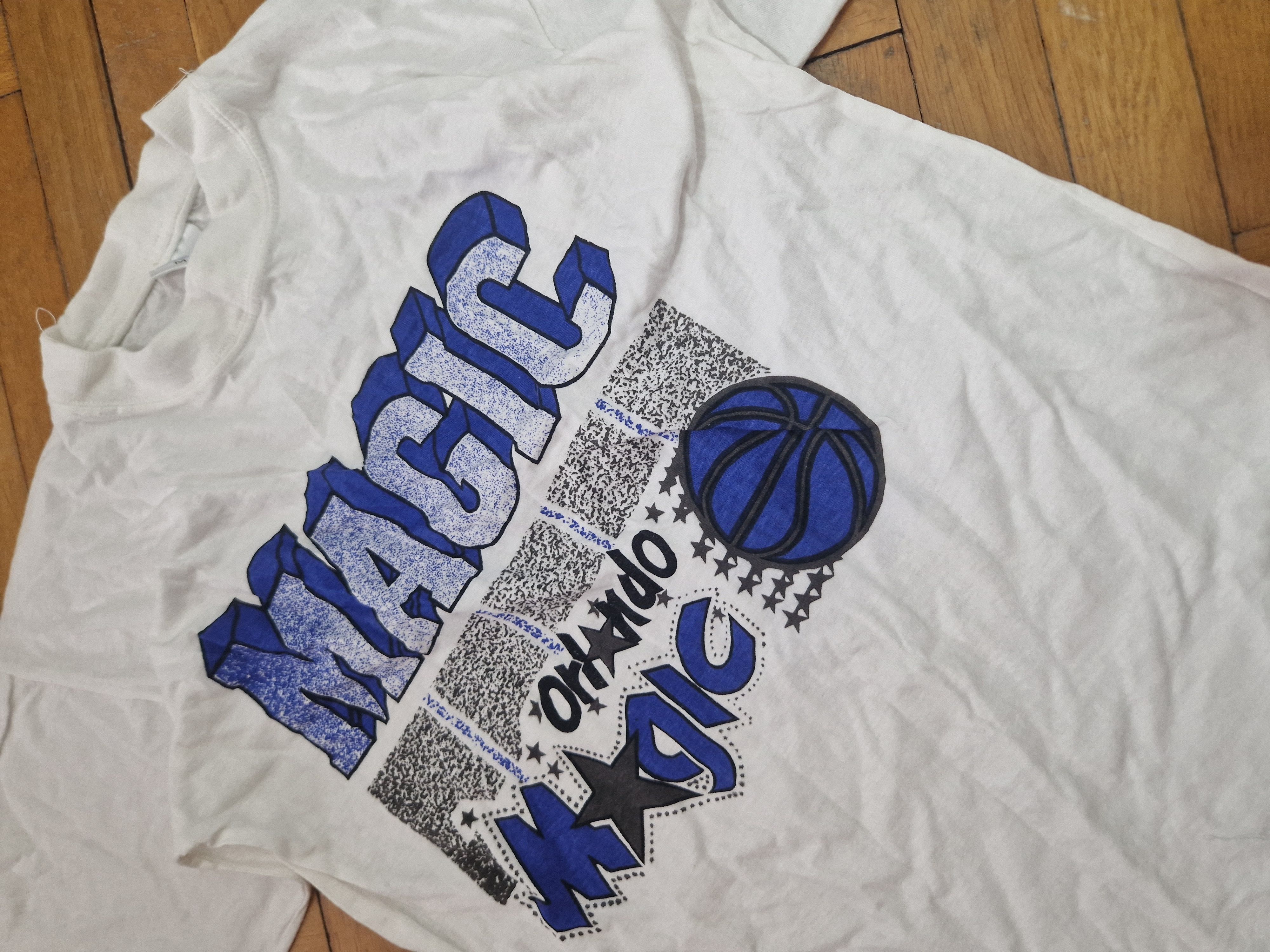 Vintage vintage made in USA single stitch NBA Orlando Magic tee Size S / US 4 / IT 40 - 4 Thumbnail