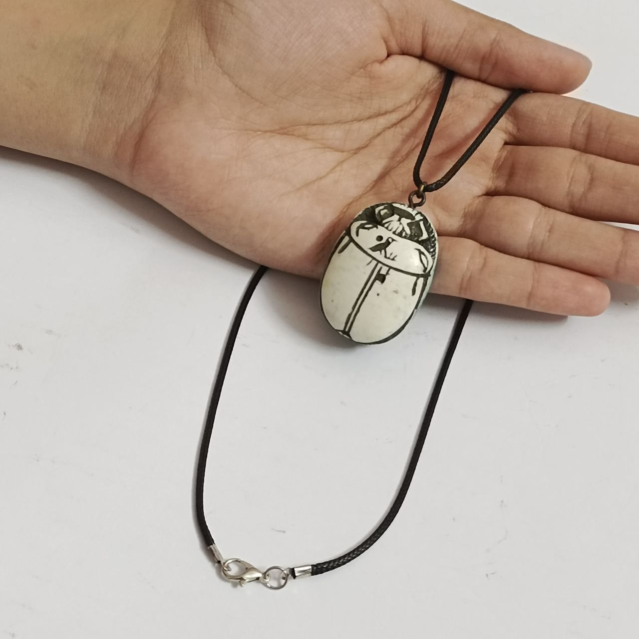 Handmade Egyptian scarab pendant necklace – handmade, vintage Size ONE SIZE - 2 Thumbnail