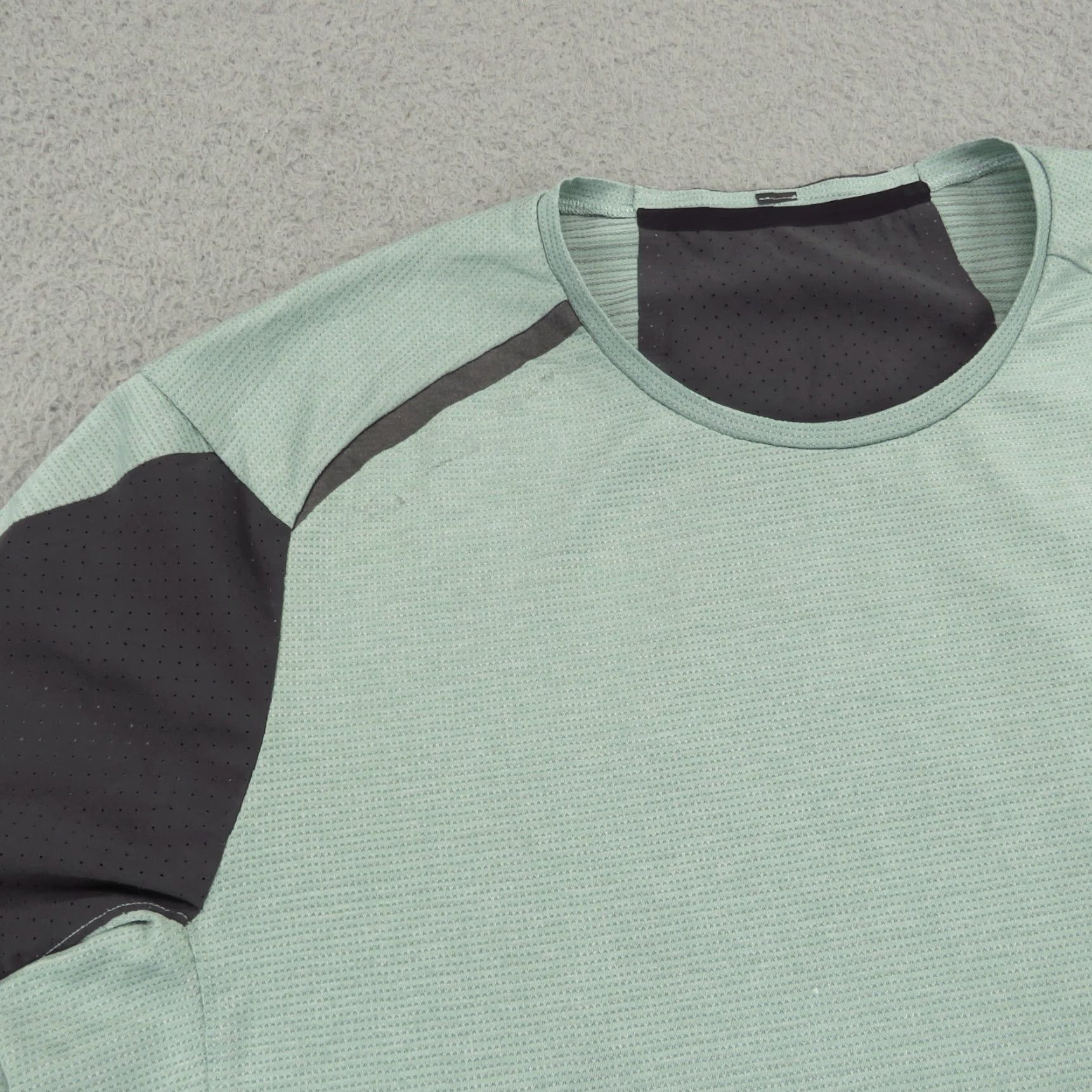 Lululemon Lululemon Shirt Mens Medium Mint Green Charcoal Gray Fast and Free Running Top Shirt Mens Medium Mint Green Charcoal Gray Fast and Free Running Top Size US M / EU 48-50 / 2 - 4 Thumbnail