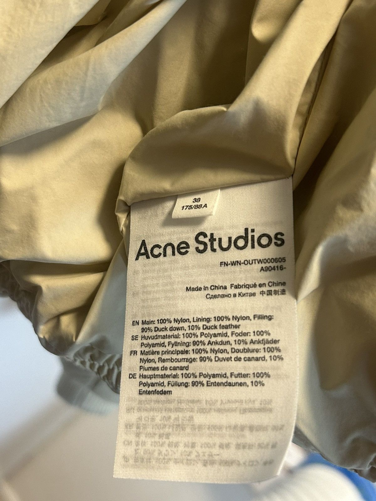 Acne Studios acne studio cropped quilted down puffer jacket Size XS / US 0-2 / IT 36-38 - 4 Thumbnail