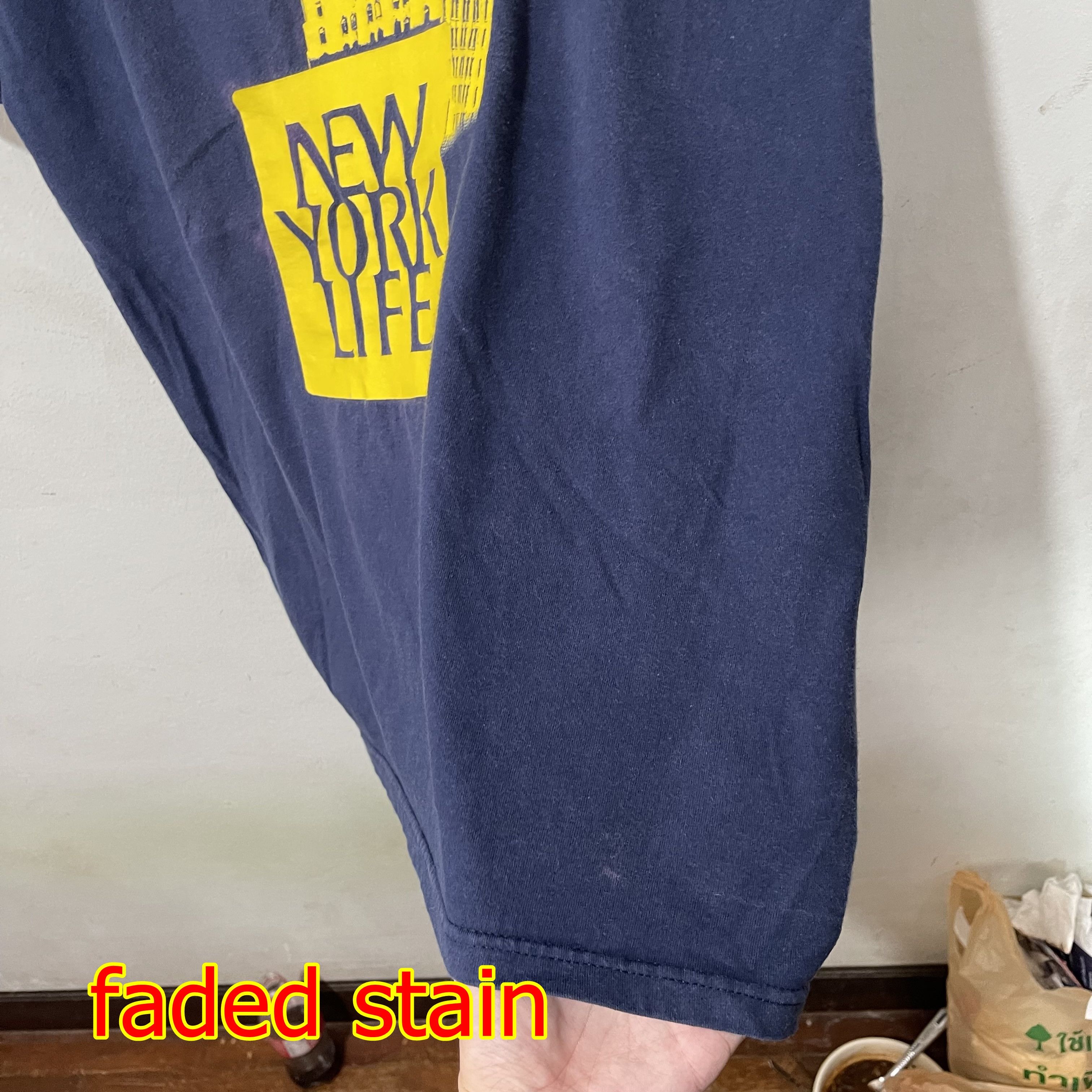 Vintage Vintage 90s New York Life T-Shirt Size US XL / EU 56 / 4 - 8 Thumbnail