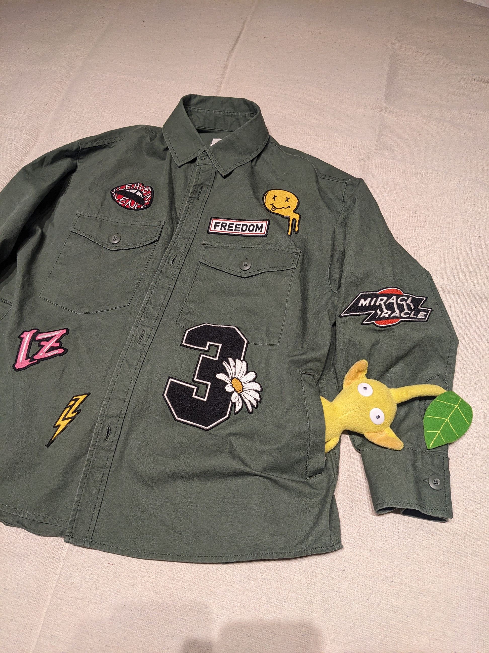 izzue Izzue Button Up Military Shirt w Patches mens S Size US S / EU 44-46 / 1 - 2 Thumbnail