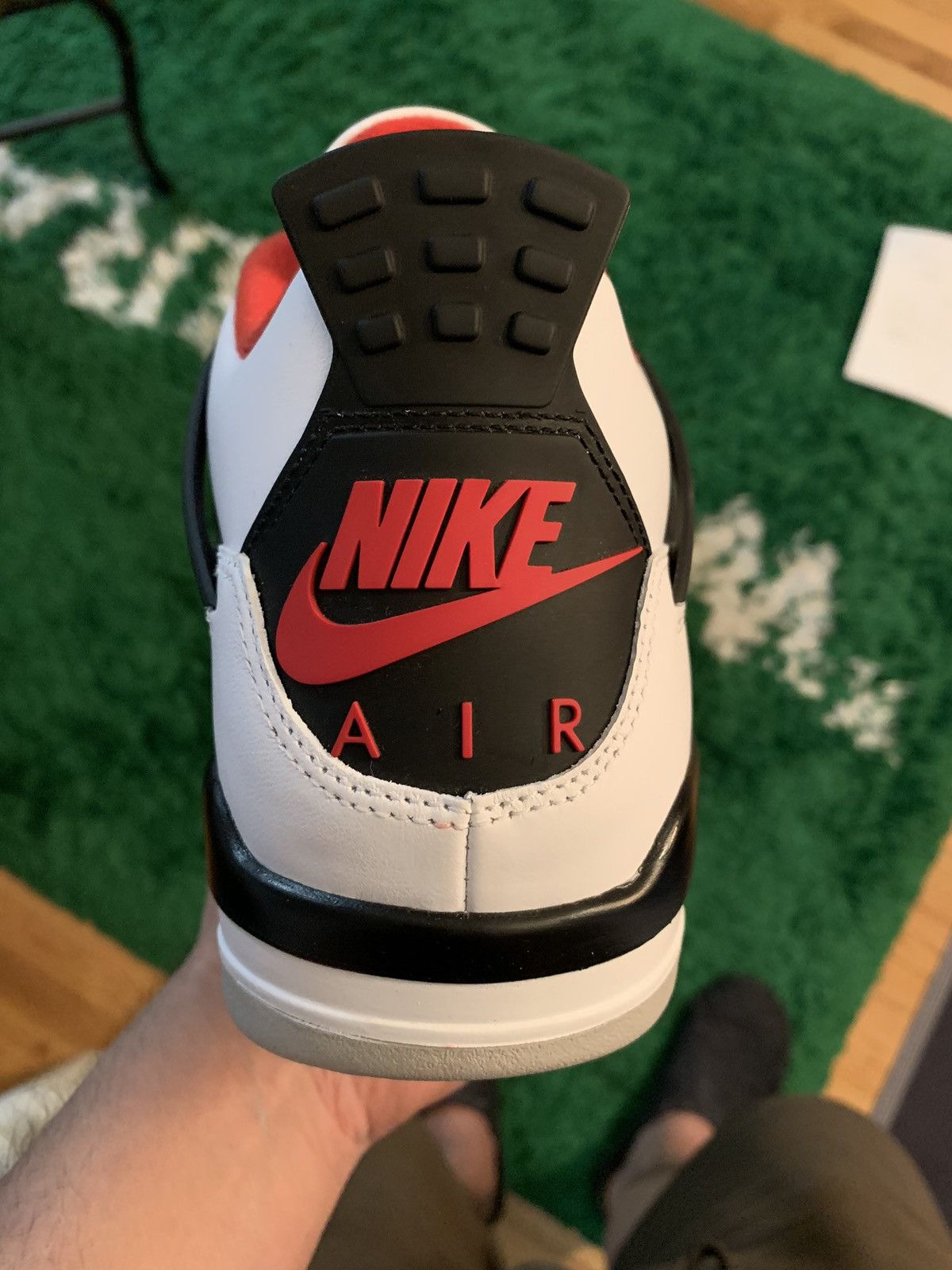 Jordan Brand × Nike Jordan 4 Fire Red 2020 Size US 10.5 / EU 43-44 - 4 Thumbnail