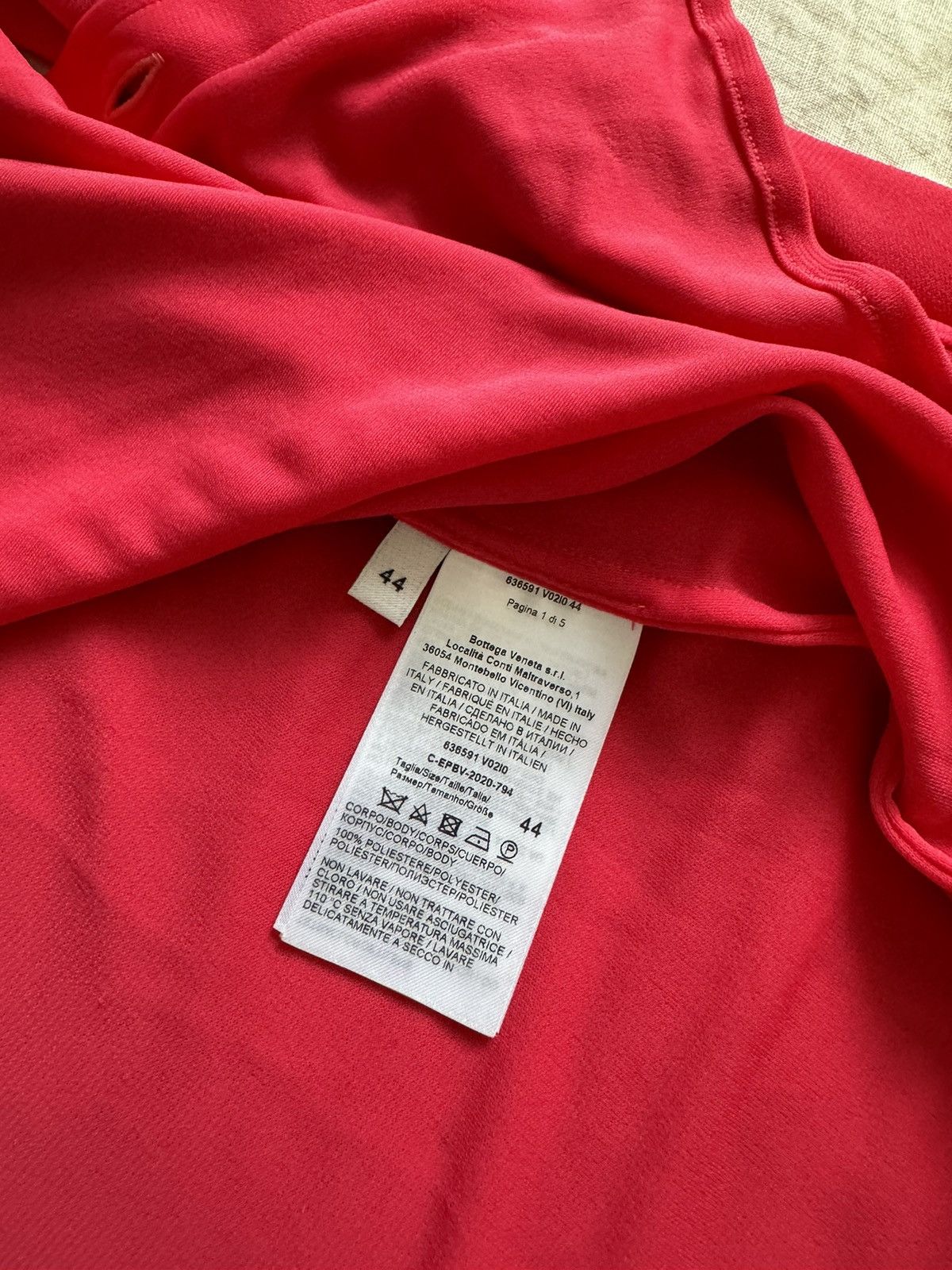 Bottega Veneta BNWT $1500 Bottega Veneta red blouse see through shirt Size M / US 6-8 / IT 42-44 - 15 Thumbnail