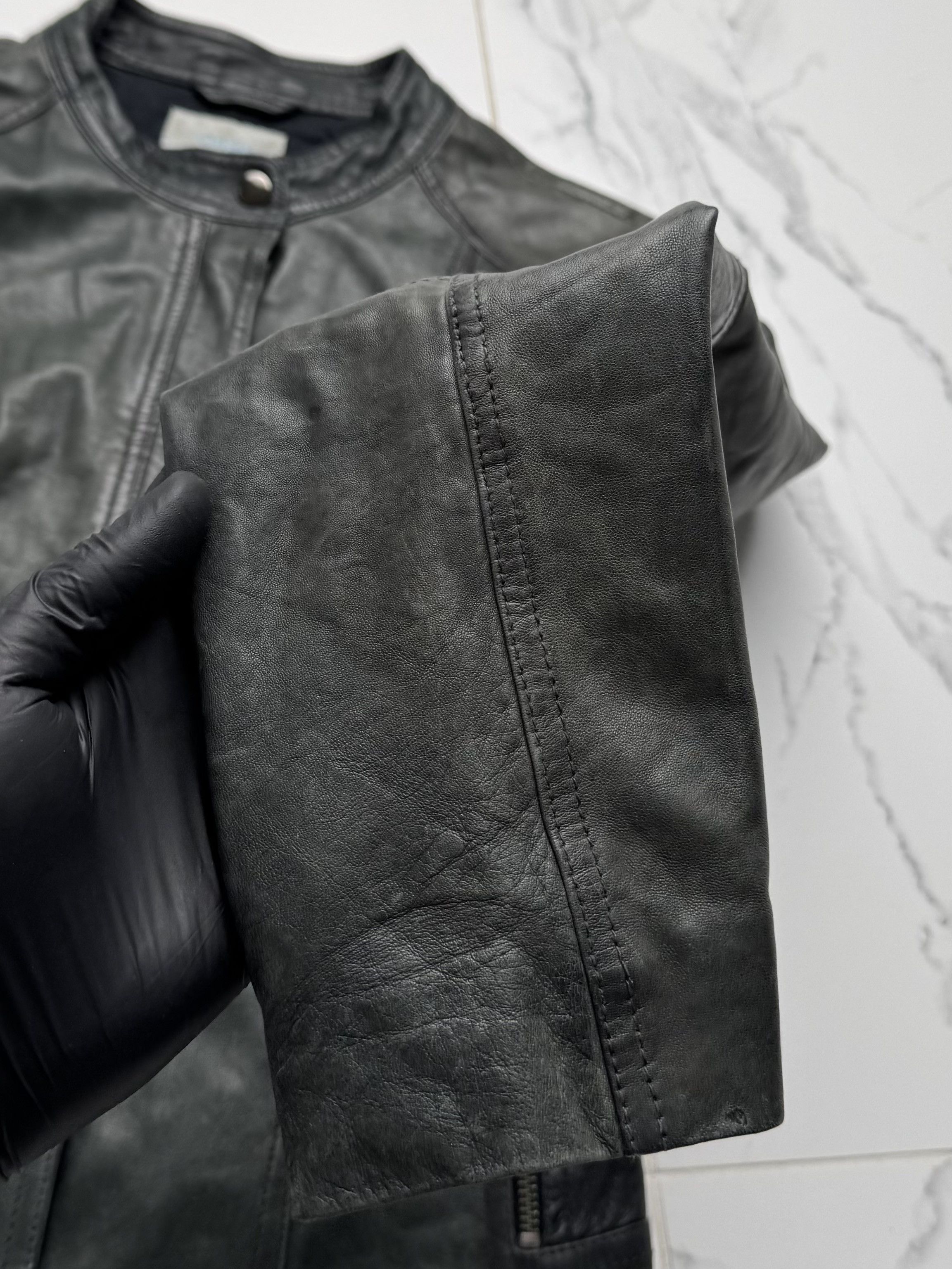 Vintage Vintage Khaki Leather Jacket Zip Up Minimalist Fitted Size M / US 6-8 / IT 42-44 - 7 Thumbnail