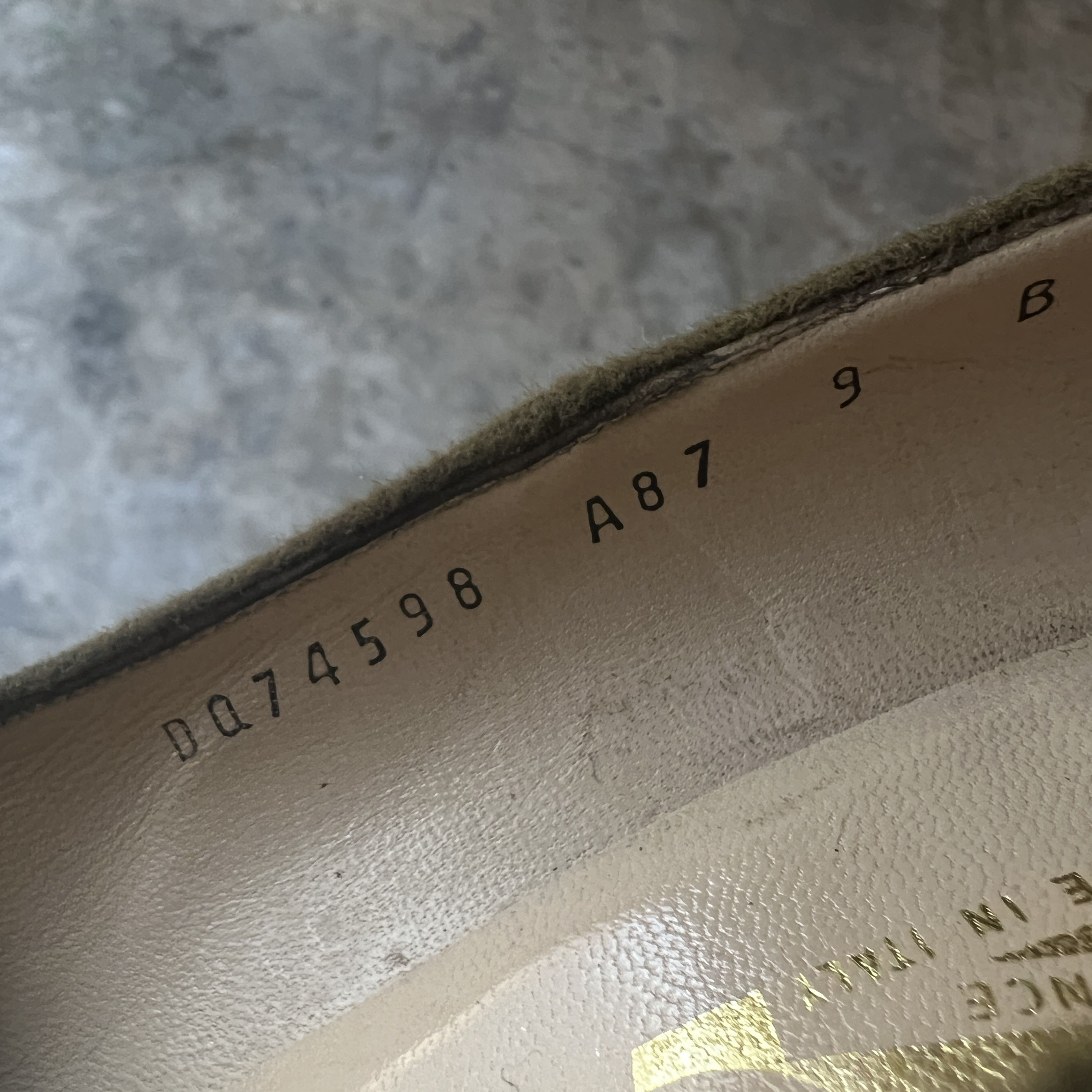 Salvatore Ferragamo Salvatore Ferragamo Two-Tone Block Heels Size US 8 / IT 38 - 11 Thumbnail