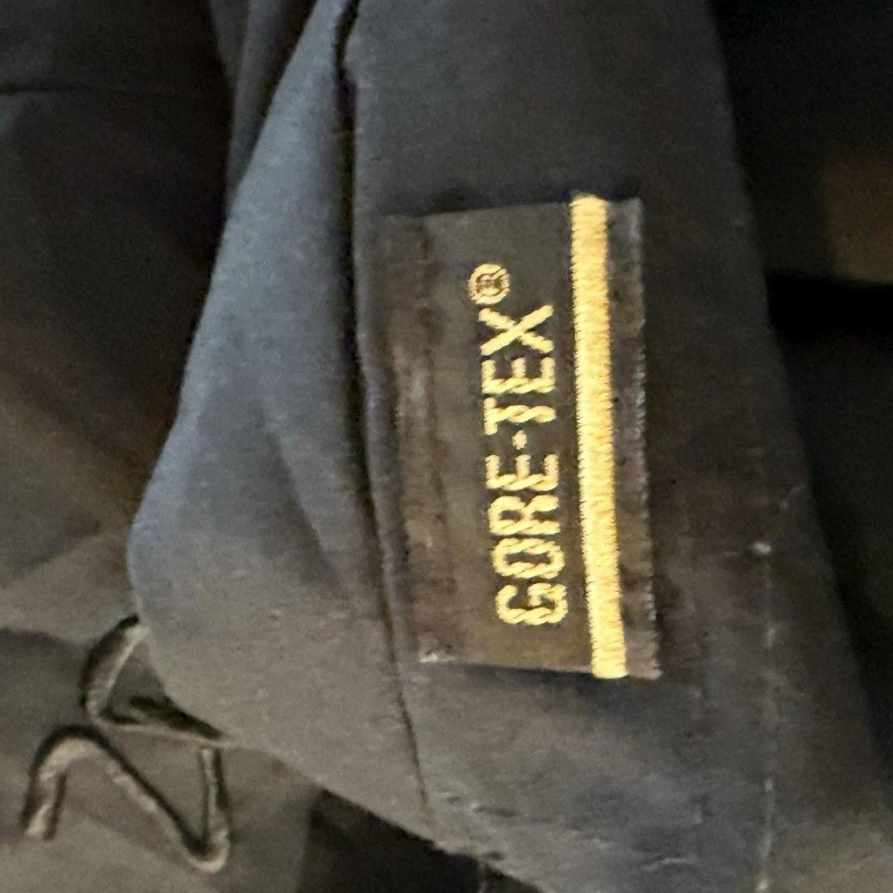 Goretex Zero Restriction Golf Mens Medium Black Gore-Tex Jacket Size US M / EU 48-50 / 2 - 6 Thumbnail