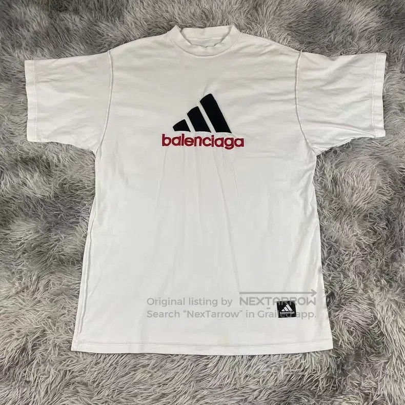 Balenciaga Balenciaga Adidas Co-Branded Embroidered Logo Short Sleeve Size US S / EU 44-46 / 1 - 1 Thumbnail