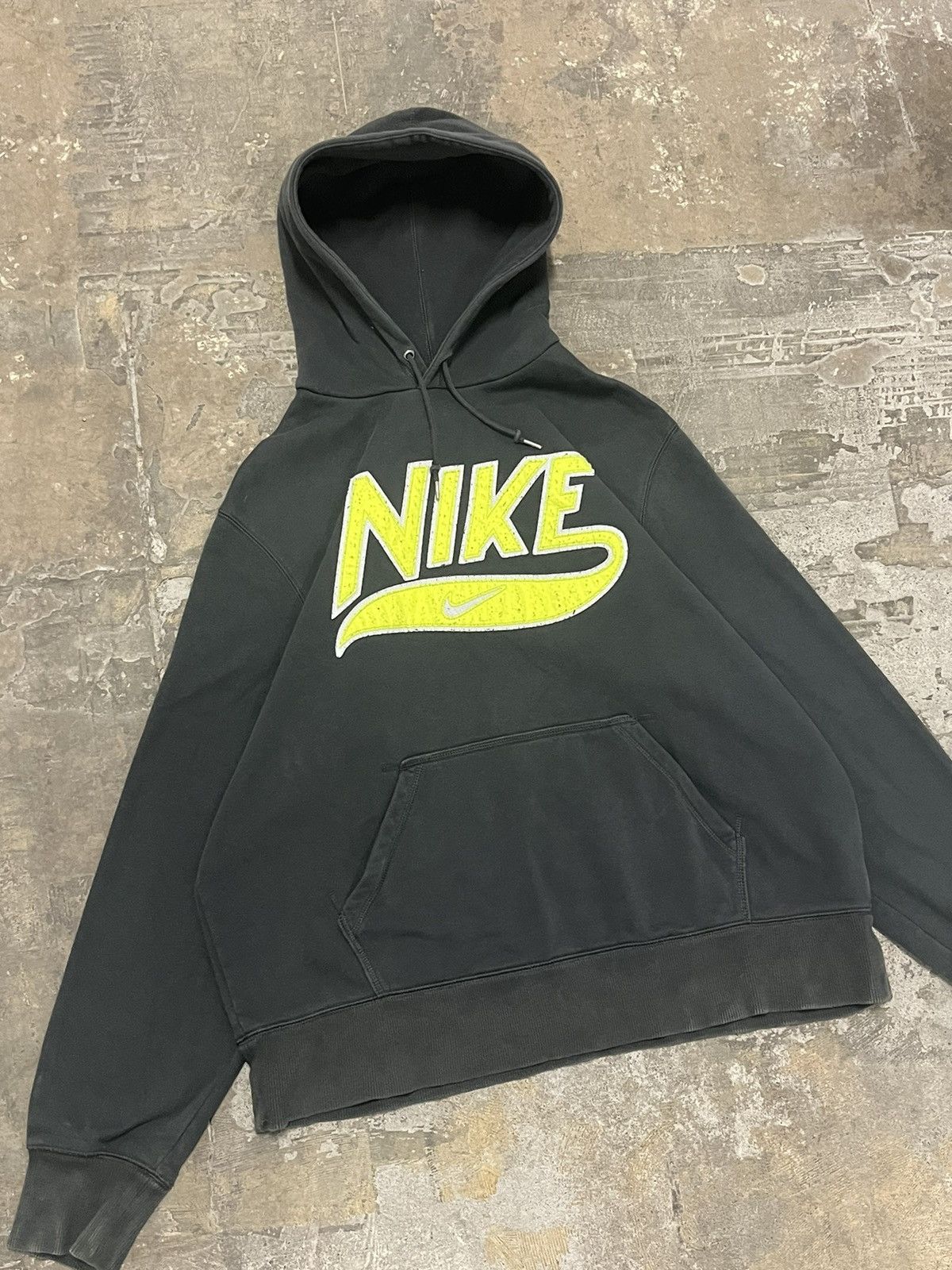 Nike Crazy rare y2k nike center swoosh hoodie Size US XL / EU 56 / 4 - 3 Thumbnail