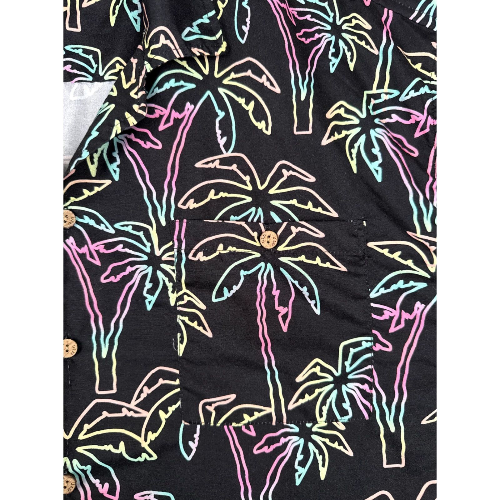 FUZZI Uzzi Shirt Men 2XL XXL Black Palm Trees 100% Polyester Pocket Hawaiian Floral Size US XXL / EU 58 / 5 - 6 Thumbnail
