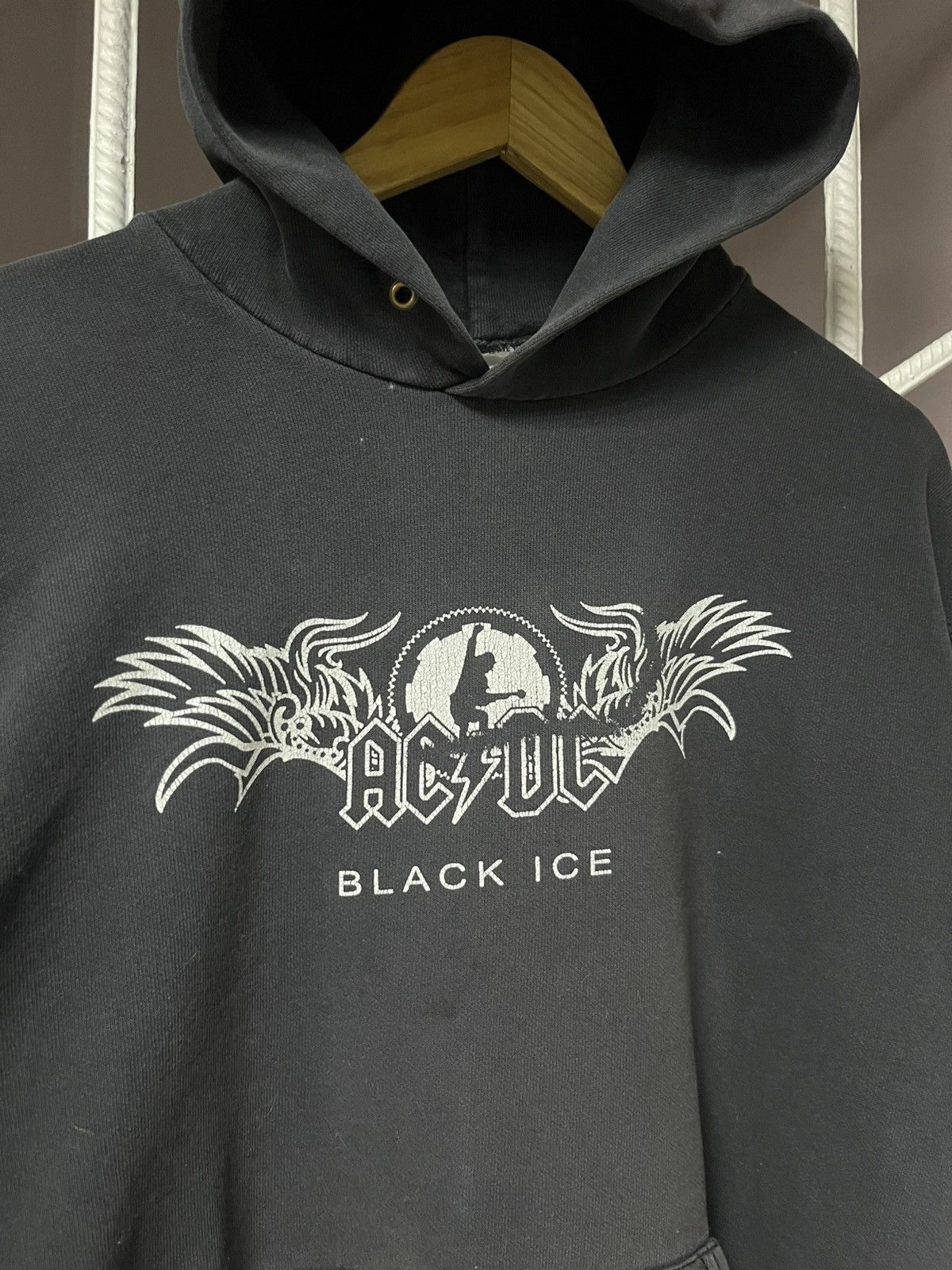 Band Tees Vintage Ac/Dc Rock Band Y2K Distressed Faded Hoodie Size US S / EU 44-46 / 1 - 4 Thumbnail