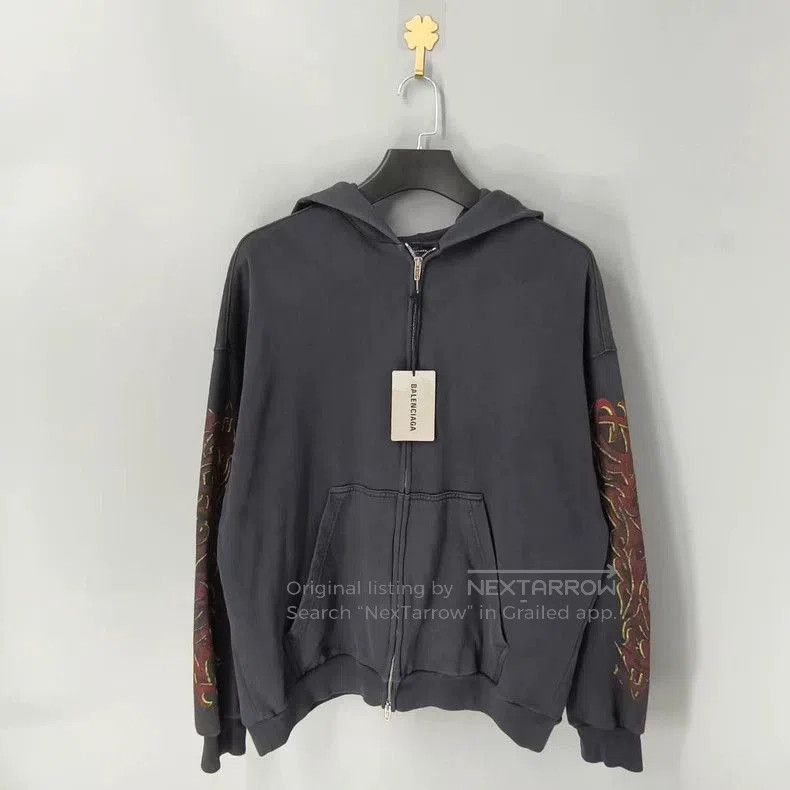 Balenciaga Balenciaga Black Flame Print Zip Hoodie. Size US S / EU 44-46 / 1 - 1 Thumbnail