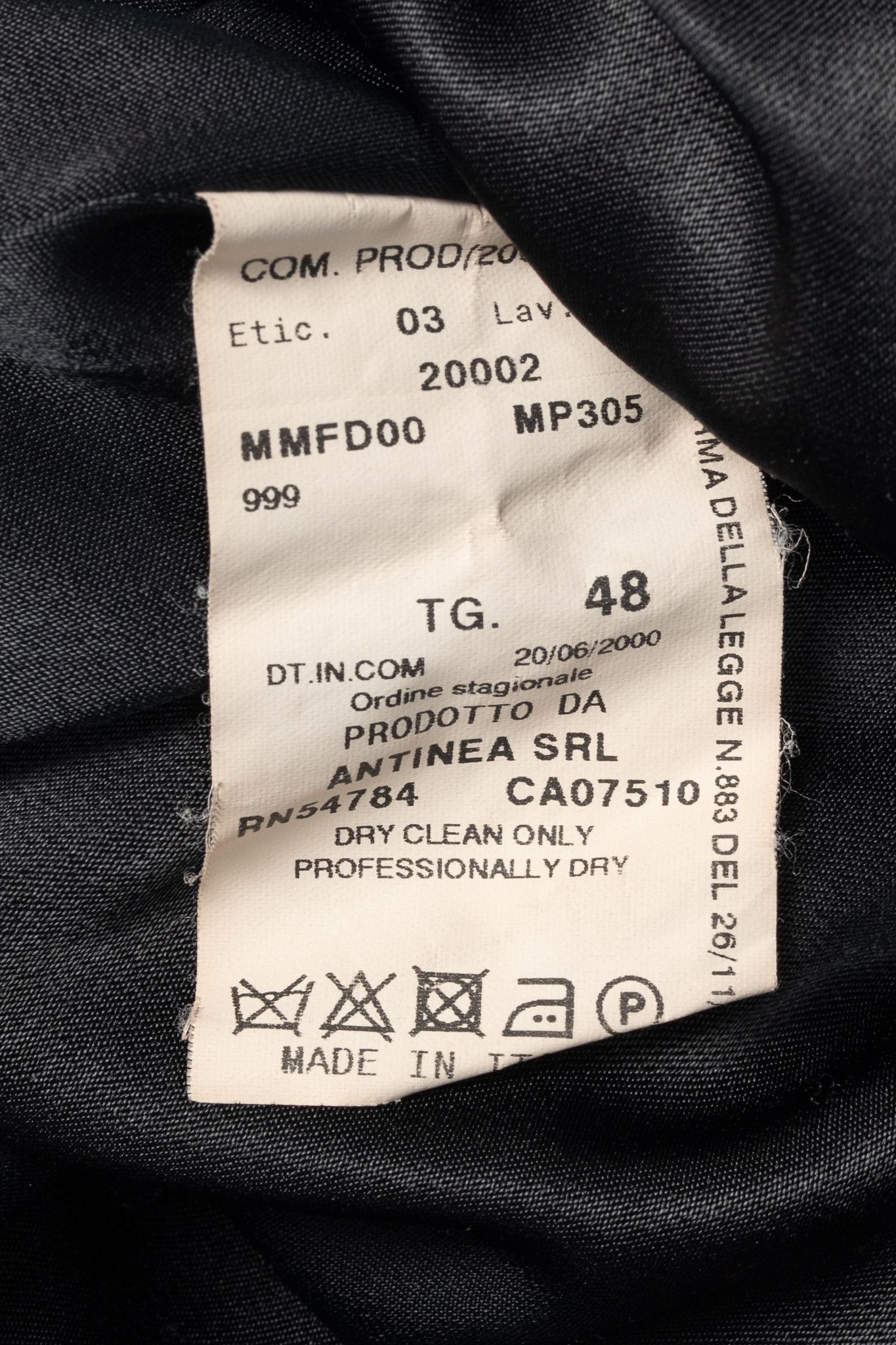 Armani Collezioni Armani Collezioni Black Puckered-Organza Belted Zip Jacket Size XL / US 12-14 / IT 48-50 - 9 Thumbnail
