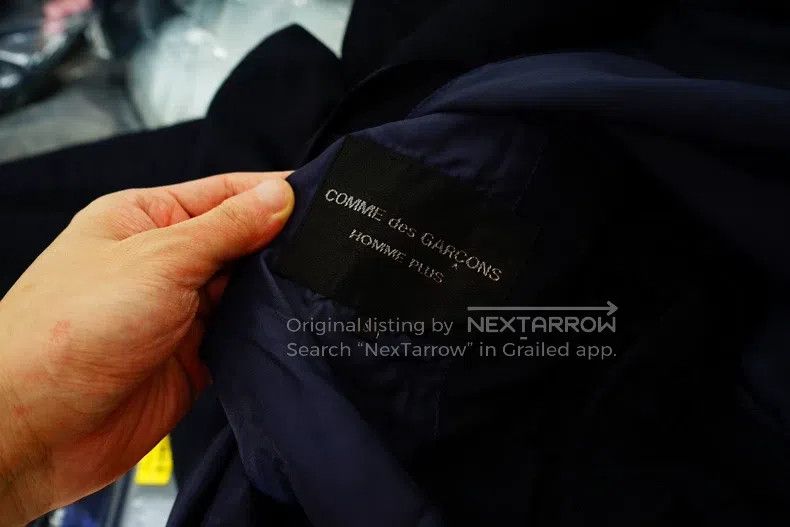 Comme des Garcons Comme Des Garcons Pleated Front Horn-Button Jacket Size US S / EU 44-46 / 1 - 7 Thumbnail