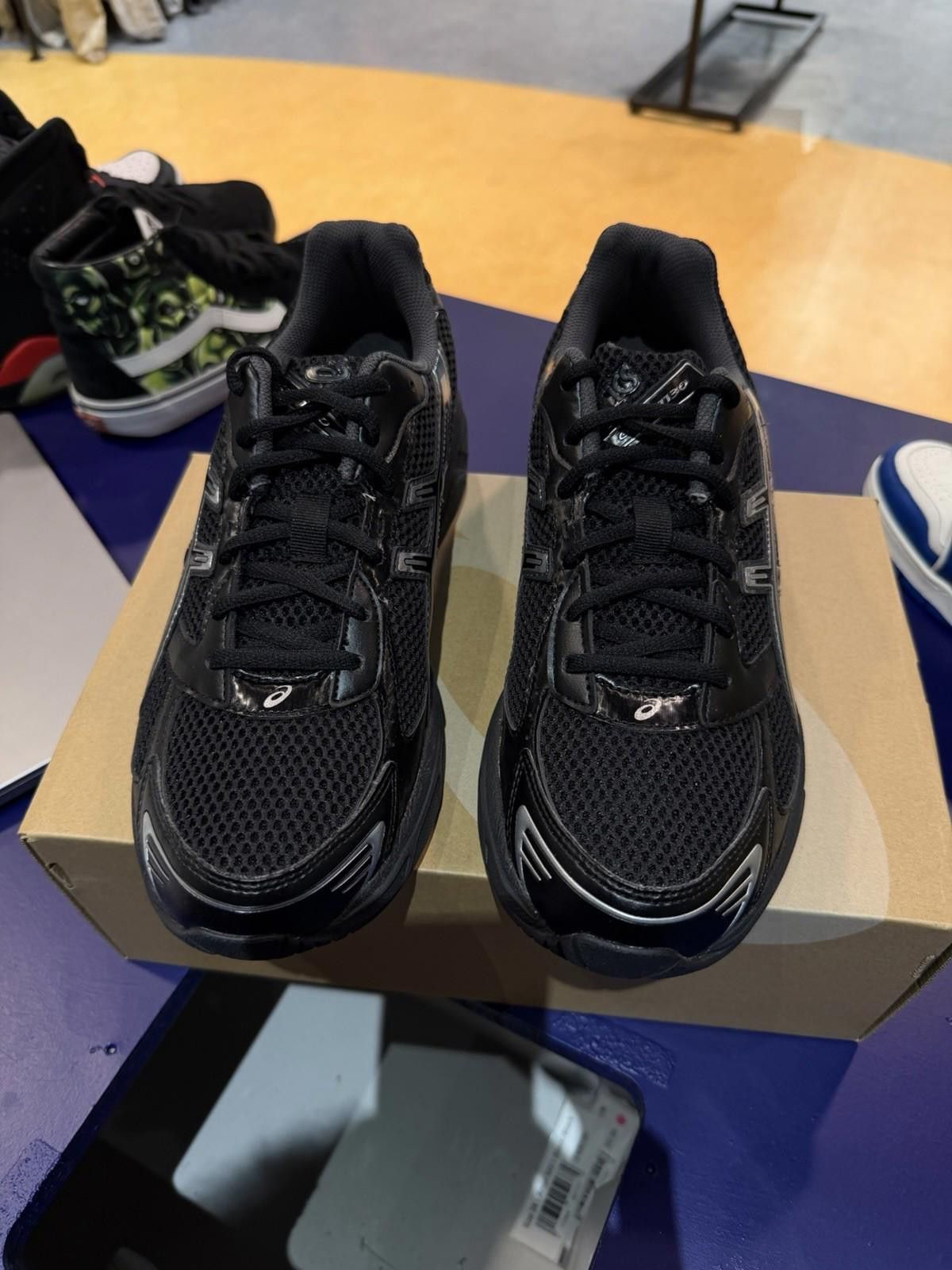 Asics ASICS Gel-1130 Black Pure Silver Men (10.5) 1201A906-001 NEW Size US 10.5 / EU 43-44 - 5 Thumbnail