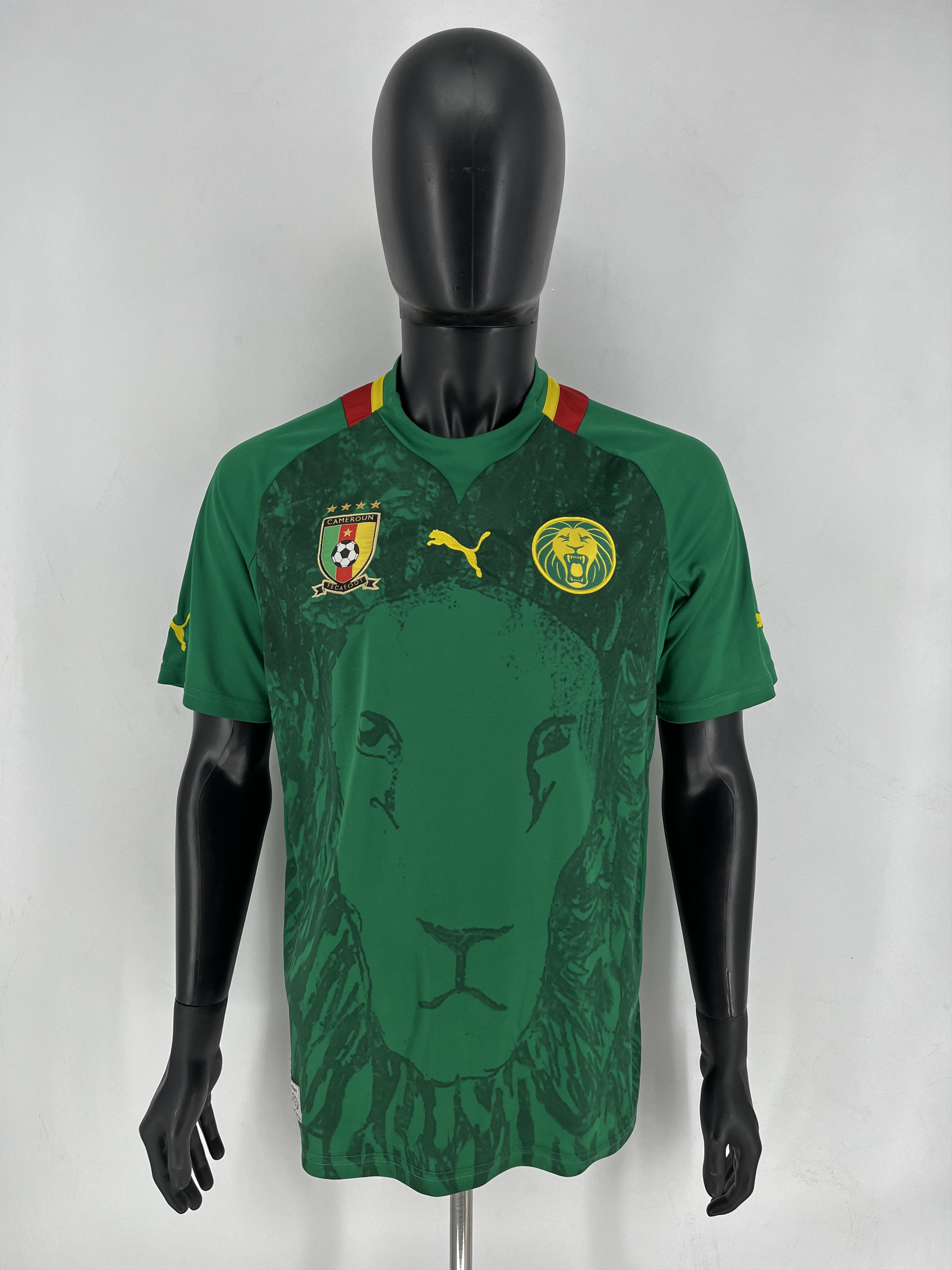 Puma CAMEROON 2012 2013 NATIONAL TEAM HOME FOOTBALL SHIRT SOCCER Size US L / EU 52-54 / 3 - 2 Thumbnail